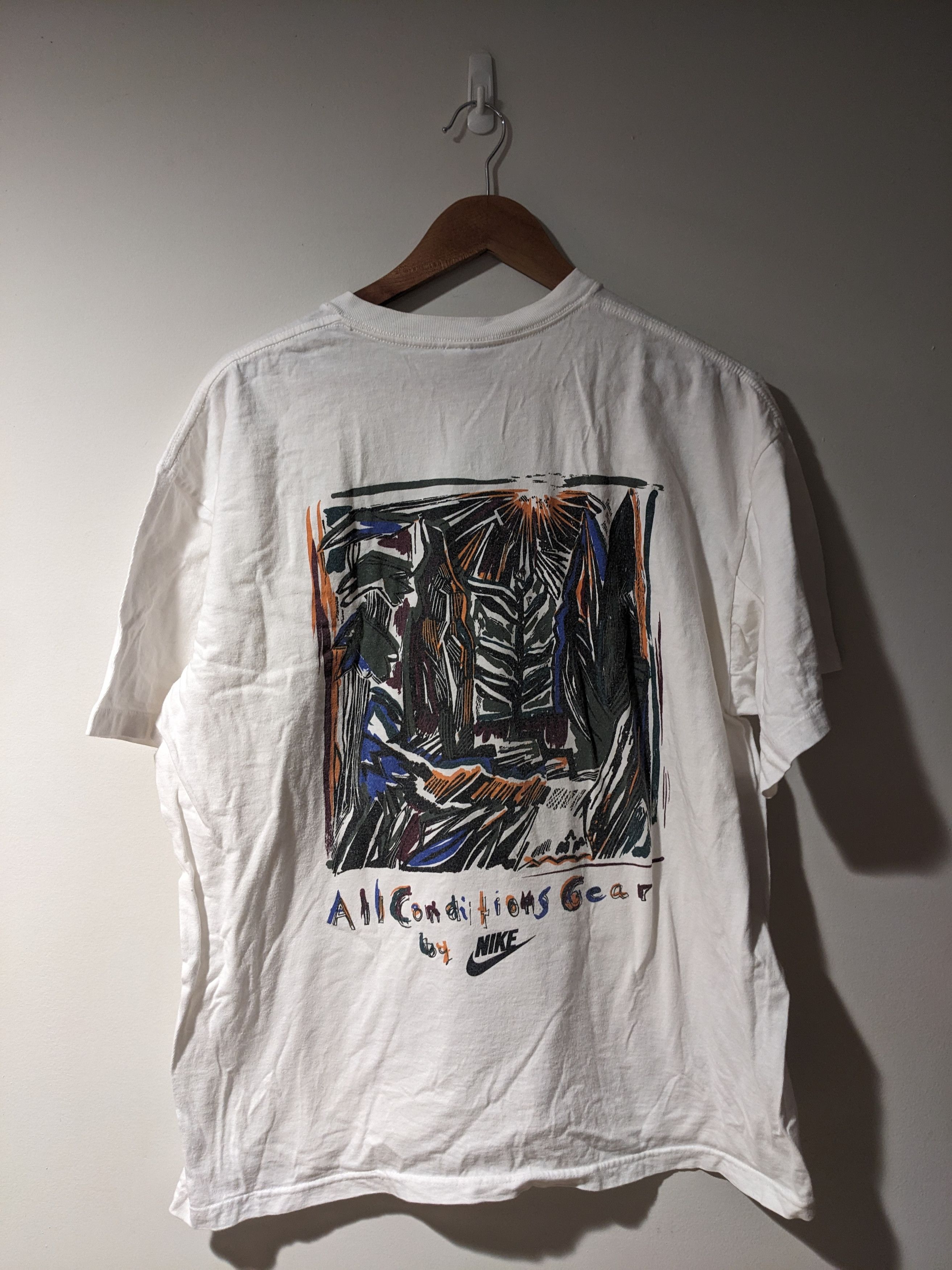 Nike ACG Vintage 90s Nike ACG Center Logo White X-Large T-Shirt Size US XL / EU 56 / 4 - 5 Thumbnail