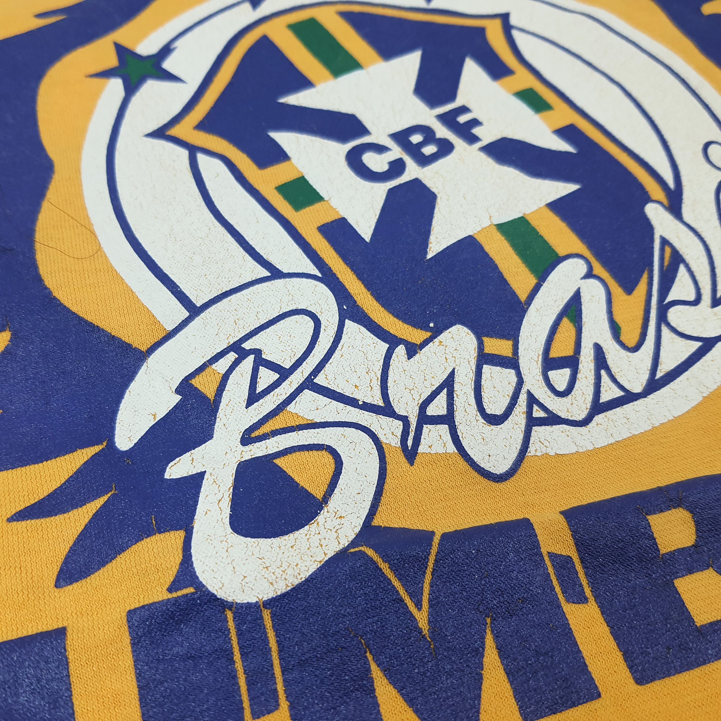 Umbro Vintage Umbro Brazil Soccer Team Tshirt C249N58 Size US L / EU 52-54 / 3 - 3 Thumbnail