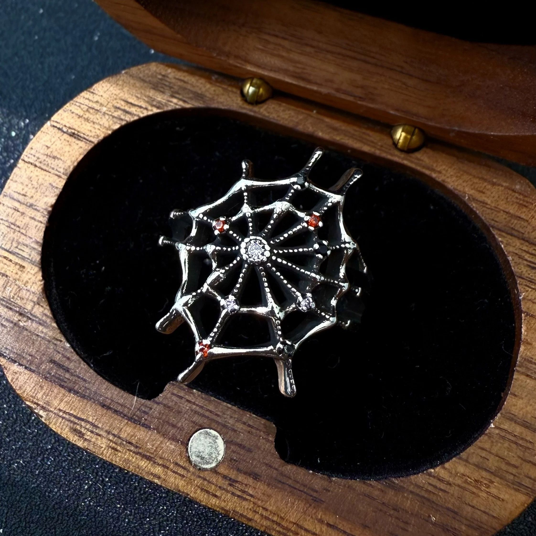 Vintage Retro The Spider Web Ring Size ONE SIZE - 2 Thumbnail