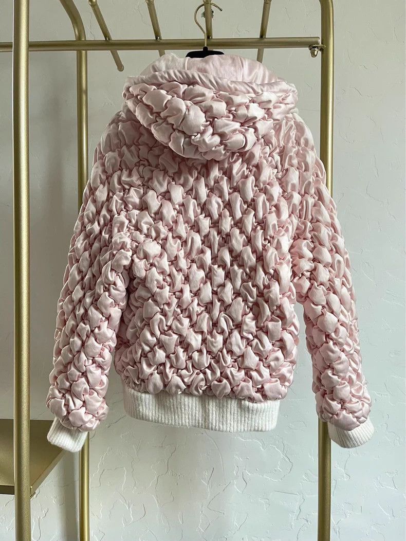 Chanel Chanel 22n Ski Series Pink Pleated Down Jacket Size XXS / US 00 / IT 34 - 2 Thumbnail