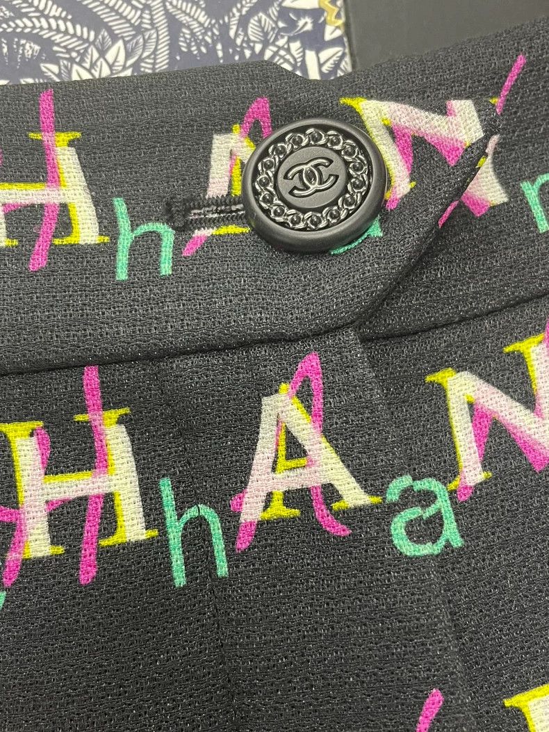 Chanel chanel Colourful letter logo printed high-waisted shorts Size 24" / US 00 / IT 34 - 2 Thumbnail