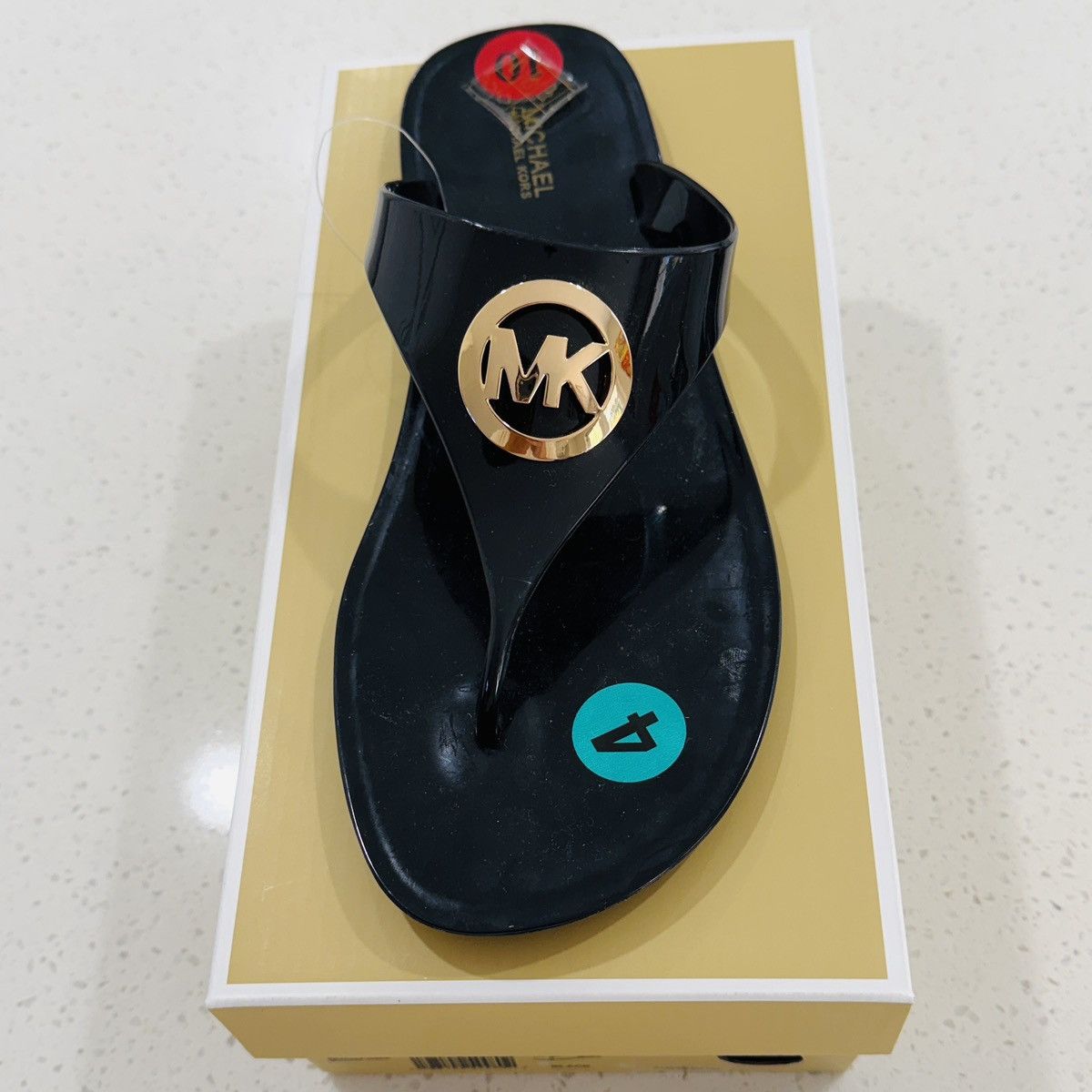 Michael Kors These are MICHAEL Michael Kors Lillie Jelly Thong Sandals Size US 10 / IT 40 - 5 Thumbnail