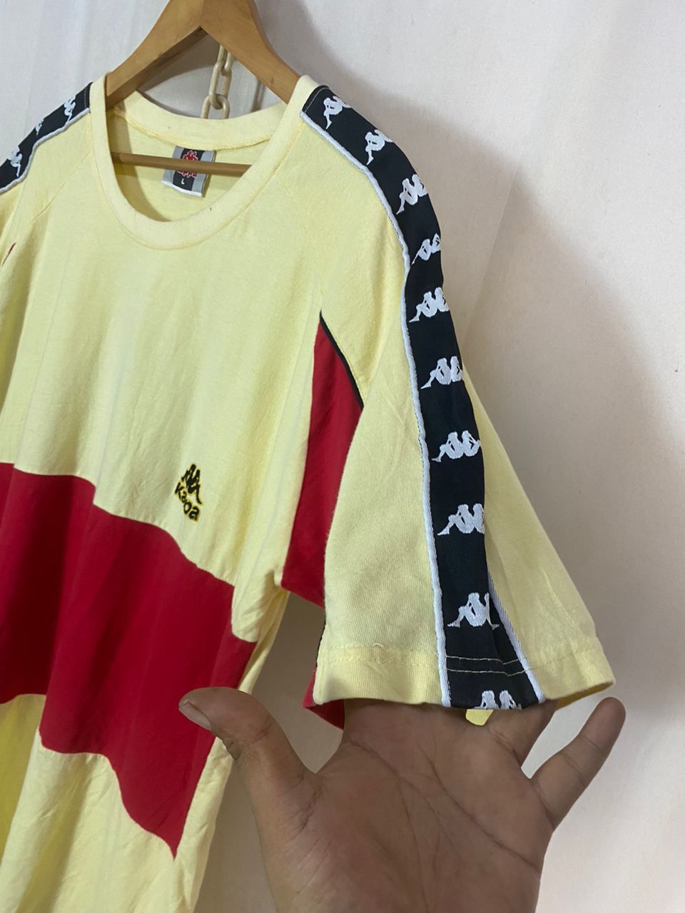 Kappa Kappa sidetipe embroidered logo multicolor tshirt Size US L / EU 52-54 / 3 - 5 Thumbnail
