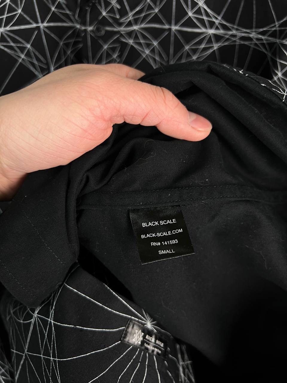 Other Black Scale streetwear shirt size S Size US S / EU 44-46 / 1 - 4 Thumbnail