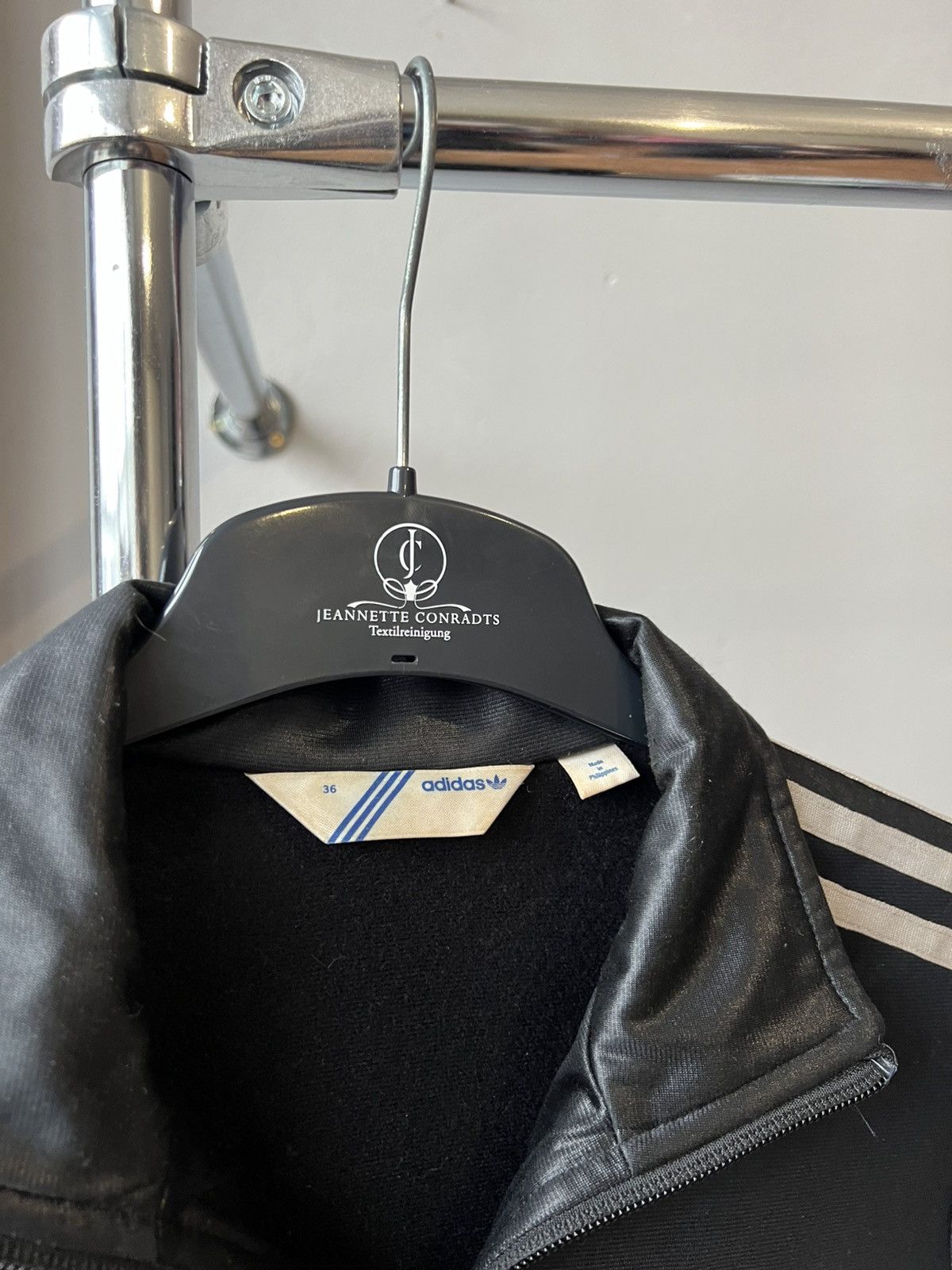 Adidas 2009 RARE ADIDAS CHILE 62 FIREBIRD TREFOIL ZIP WAXED JACKET Size XS / US 0-2 / IT 36-38 - 8 Thumbnail