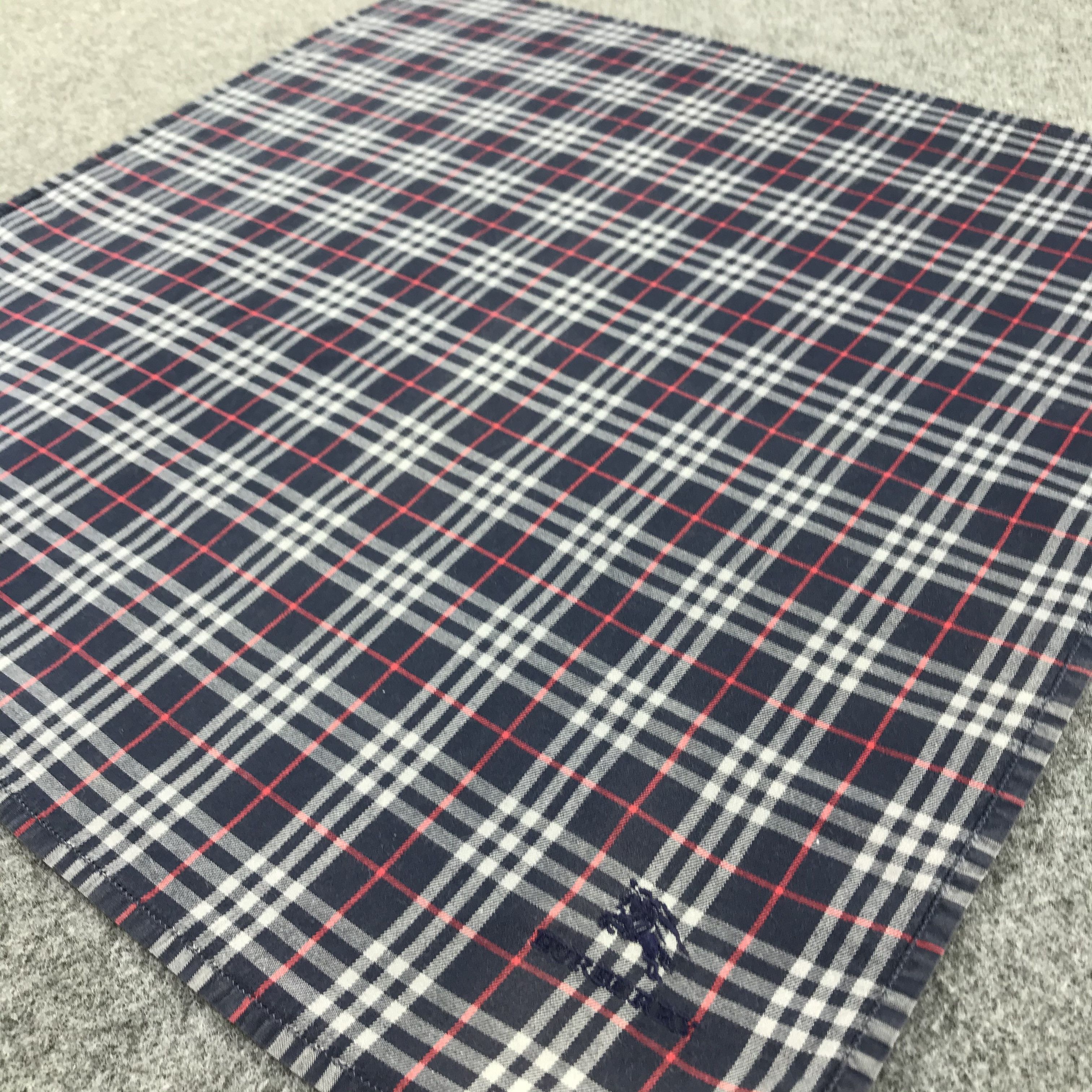 Burberry Burberrys Nova Check Handkerchief Neckerchief Bandana H282 Size ONE SIZE - 5 Thumbnail