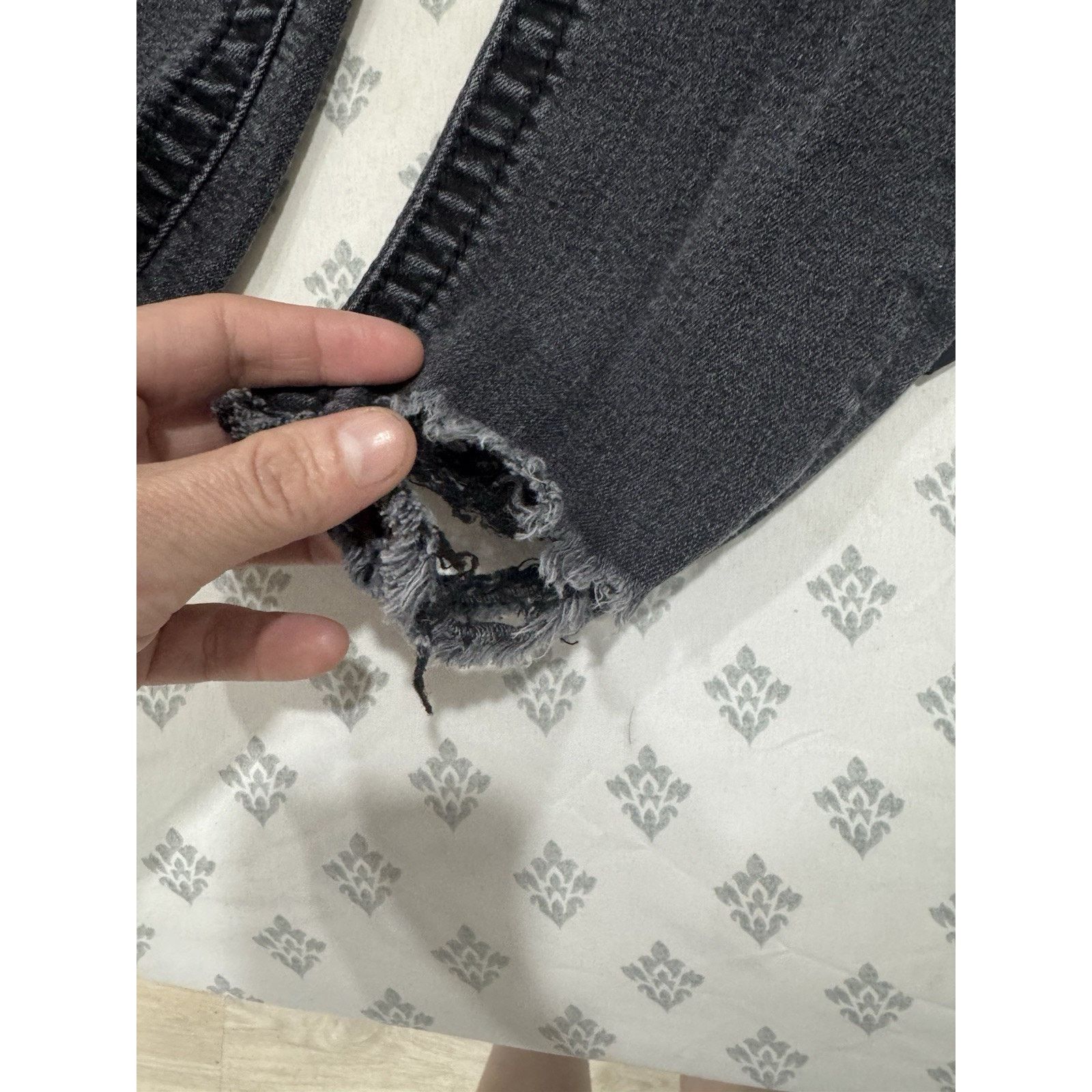 Miss Me Miss Me Denim Distressed Black Mid Rise Ankle Skinny Jeans Size 28" / US 6 / IT 42 - 10 Thumbnail