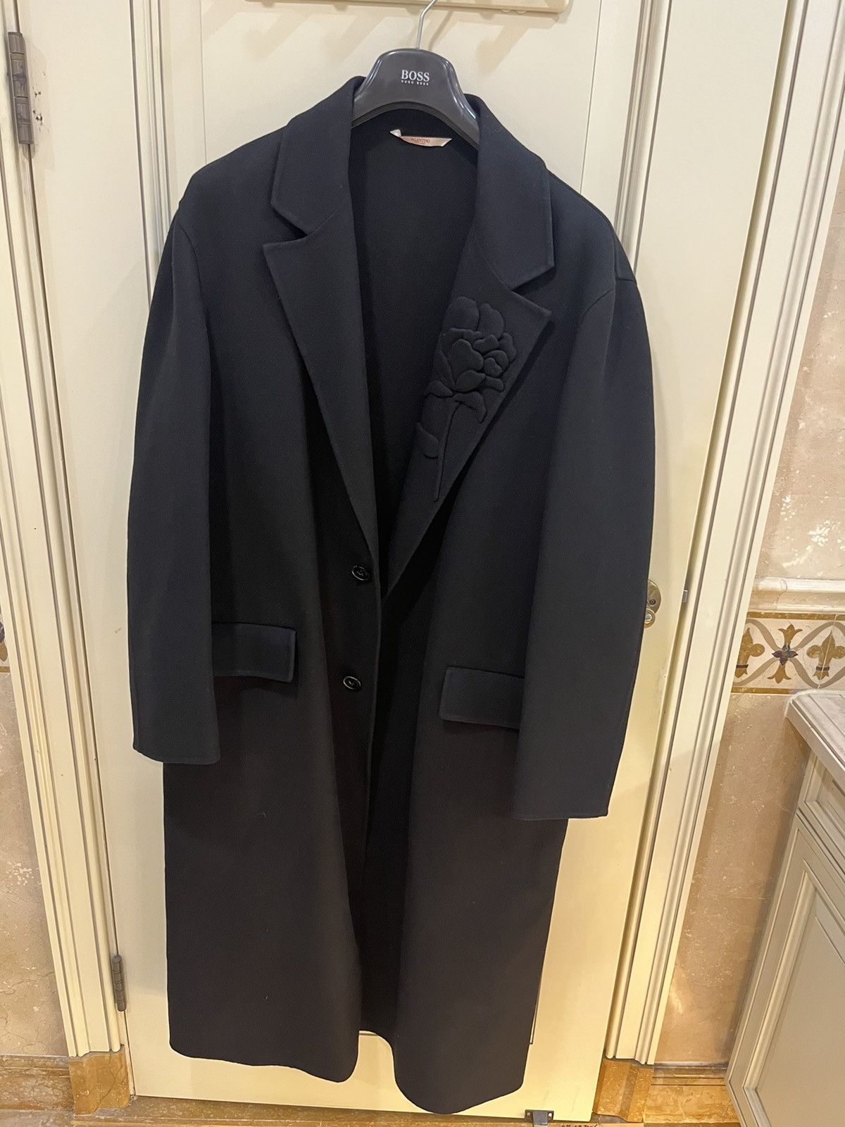Valentino flower embrodery single breast coat size50 Size US M / EU 48-50 / 2 - 12 Thumbnail
