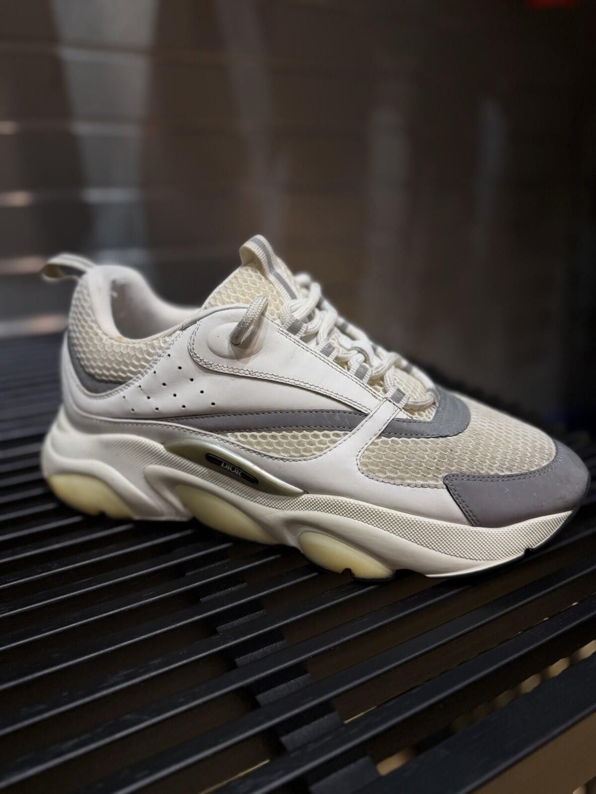 Dior Size 44EU/11US Dior B22 White 100% Authentic $1300 Size US 11 / EU 44 - 10 Thumbnail