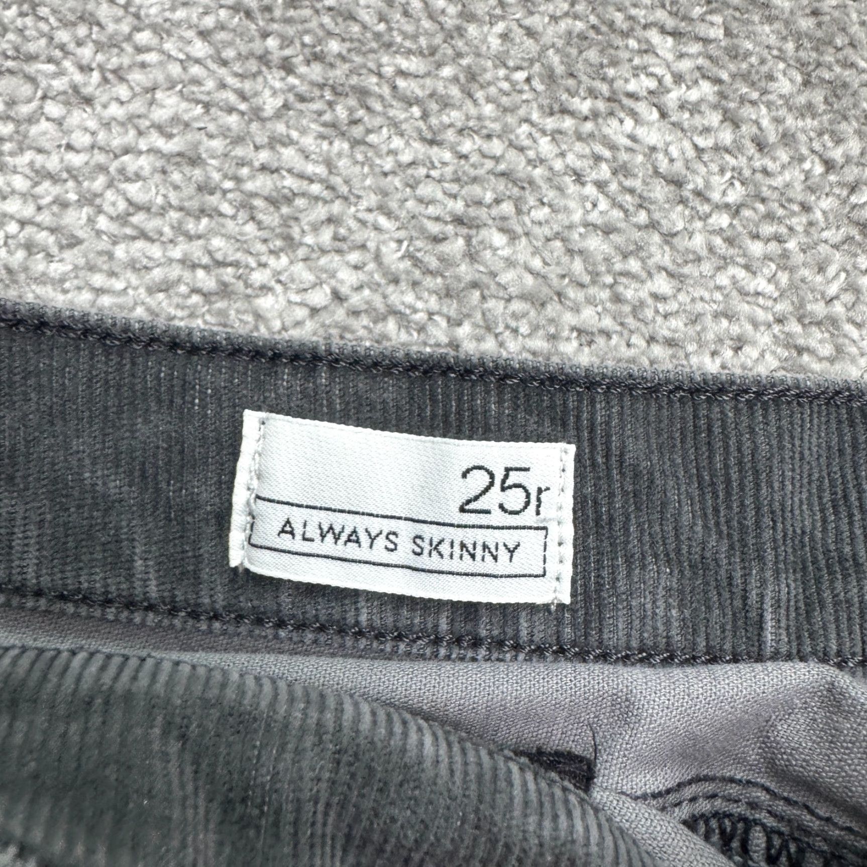 Gap Gap 1961 Always Skinny Corduroy Pants Womens 25 Regular Mid Rise Cotton Casual Gray Vintage? Size 42" / US 20 - 5 Thumbnail