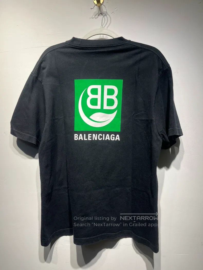 Balenciaga Balenciaga Environmental Icon Letter Logo Printed Short Sl Size S / US 4 / IT 40 - 2 Thumbnail
