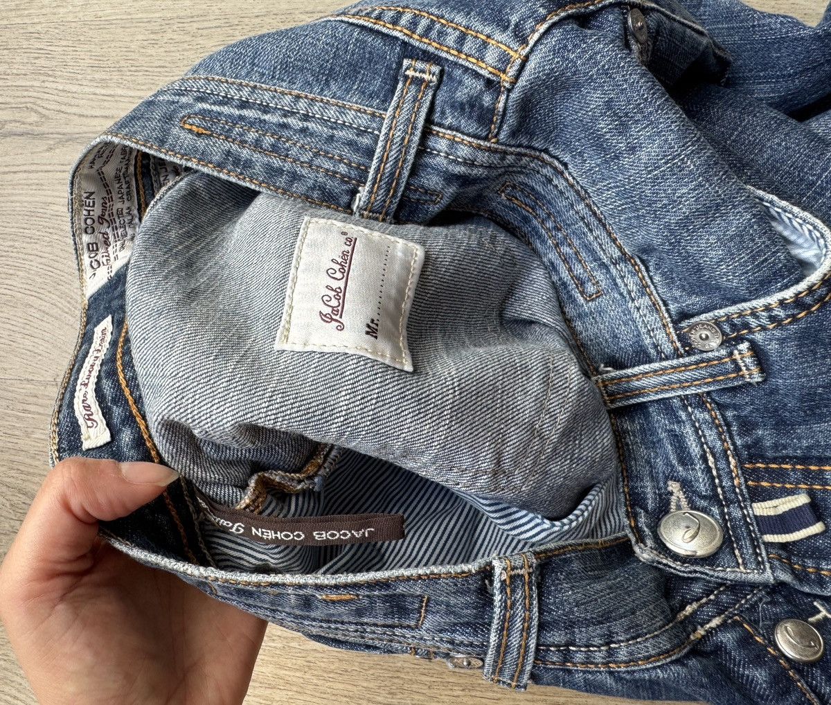 Jacob Cohen Classic premium denim from Jacob Cohen Size US 31 - 11 Thumbnail