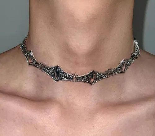 Jewelry 662Silver Ornate Vintage Style Choker Necklace Size ONE SIZE - 4 Thumbnail