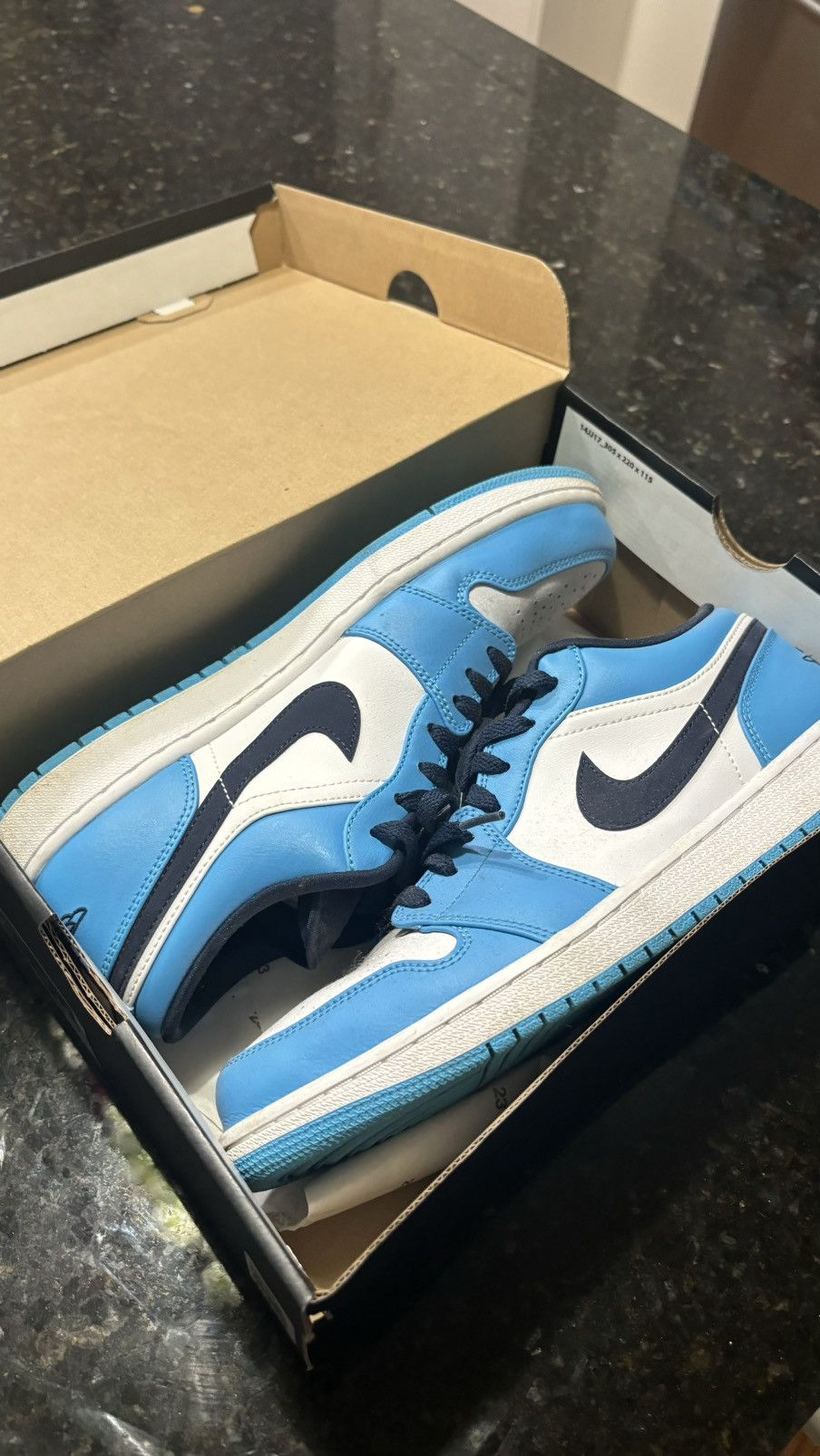 Jordan Brand Jordan 1 low UNC Size US 10 / EU 43 - 2 Thumbnail