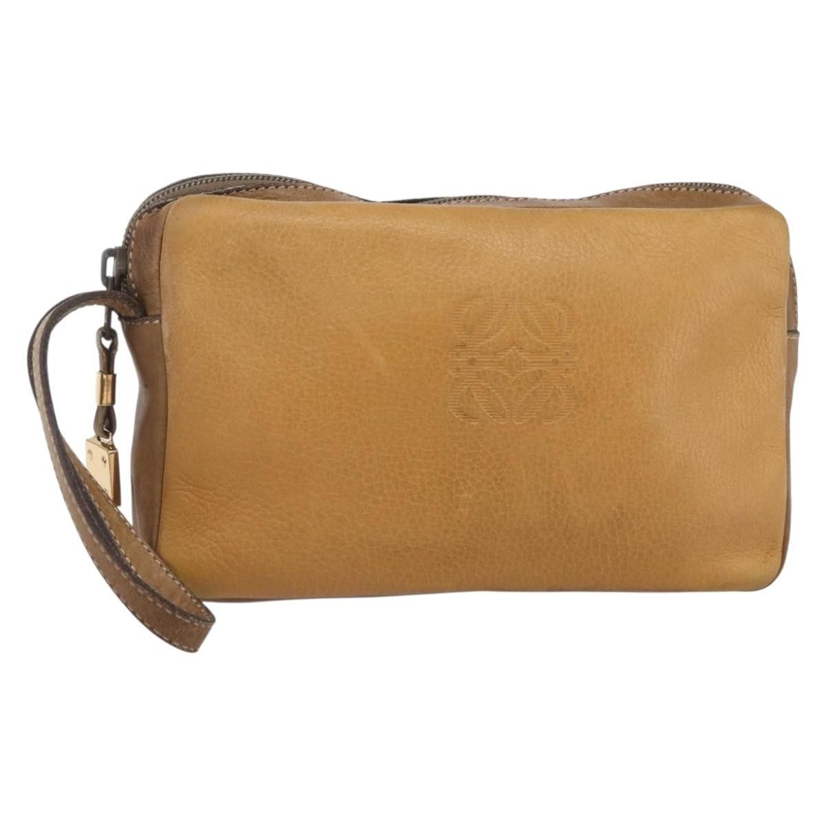 Loewe Loewe Anagram Clutch Bag Leather Size ONE SIZE - 1 Thumbnail