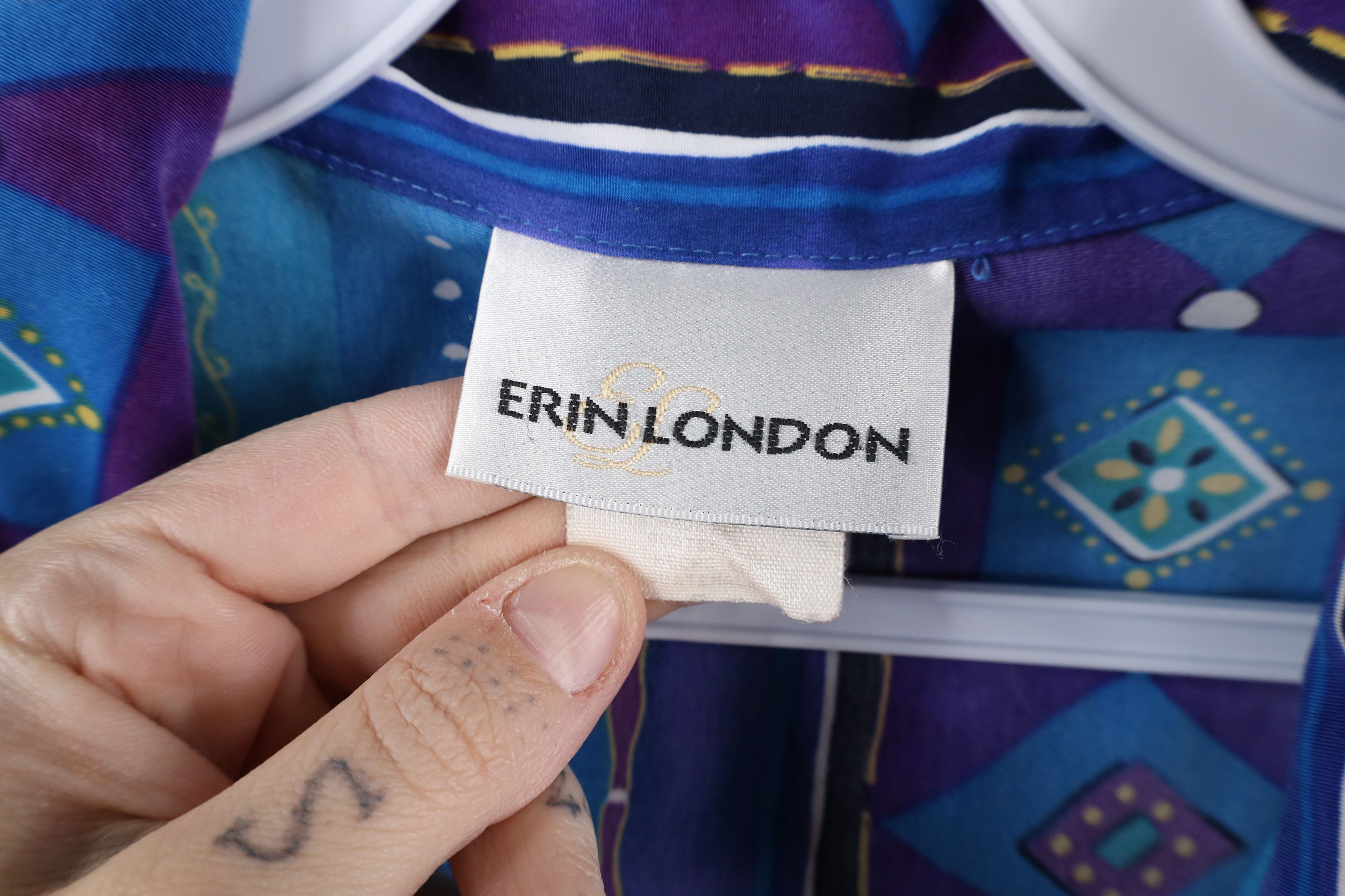 Vintage Vintage 90s Streetwear Rainbow Geometric Windbreaker Jacket Size XL / US 12-14 / IT 48-50 - 6 Thumbnail