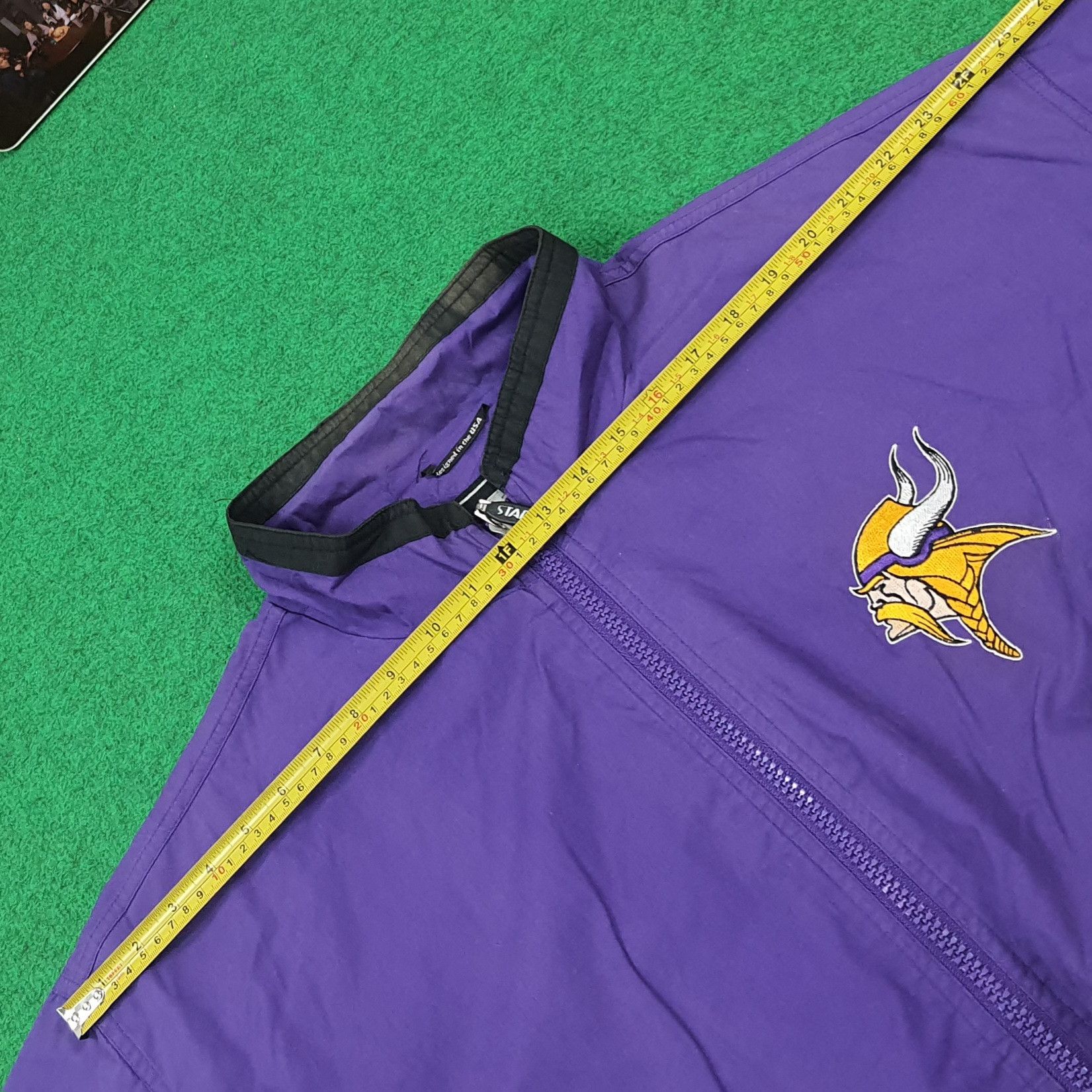 Starter Vintage 90s NFL Starter Minnesota Vikings Jacket C308N1 Size US XXL / EU 58 / 5 - 9 Thumbnail