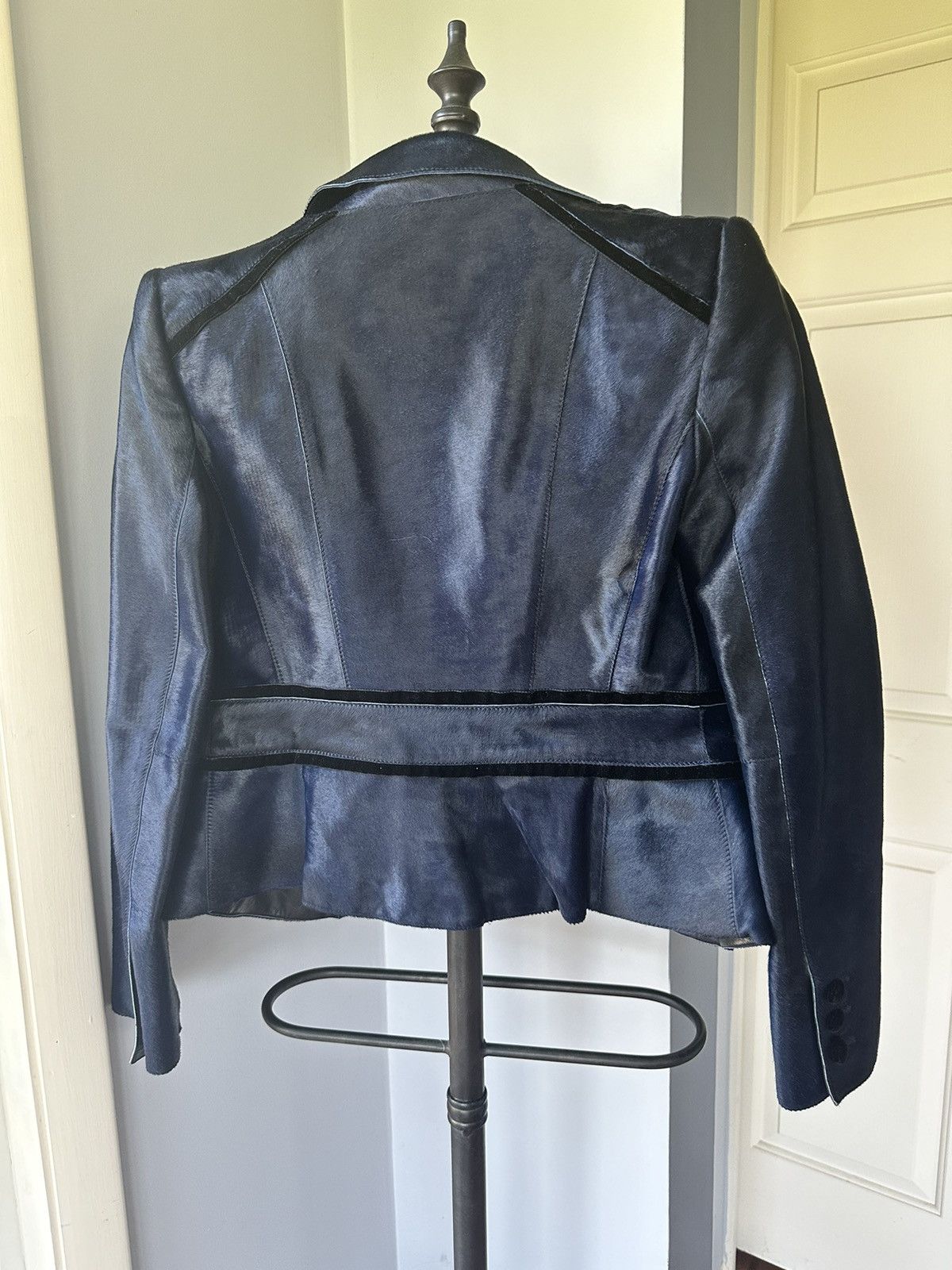 Giorgio Armani Giorgio Armani Calf Fur Blazer/Jacket Size S / US 4 / IT 40 - 2 Thumbnail