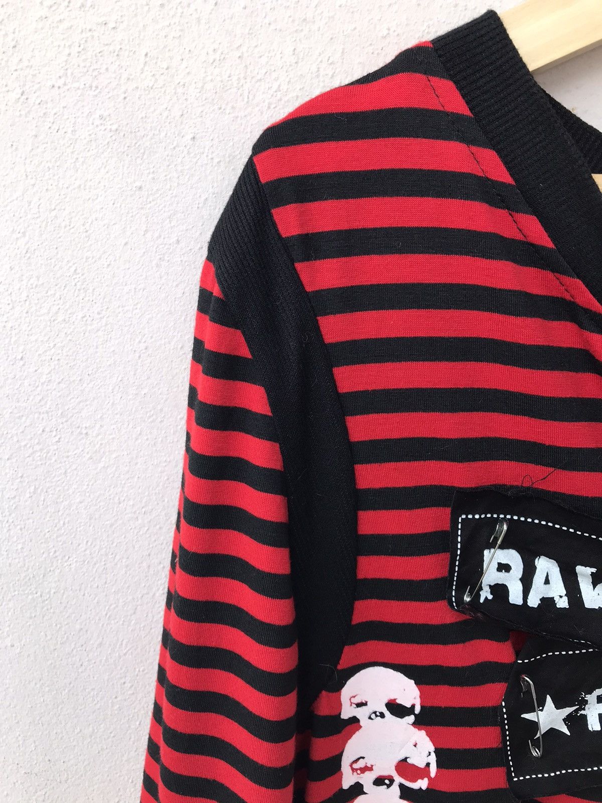 Japanese Brand DRUG HONEY RAVE PUNK SEDITIONARIES STRIPES LONGSLEEVE TEE Size L / US 10 / IT 46 - 6 Thumbnail