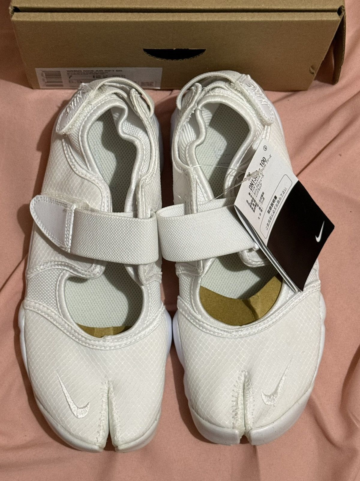 Nike Nike Air Rift Triple White Size US 7 / IT 37 - 3 Thumbnail