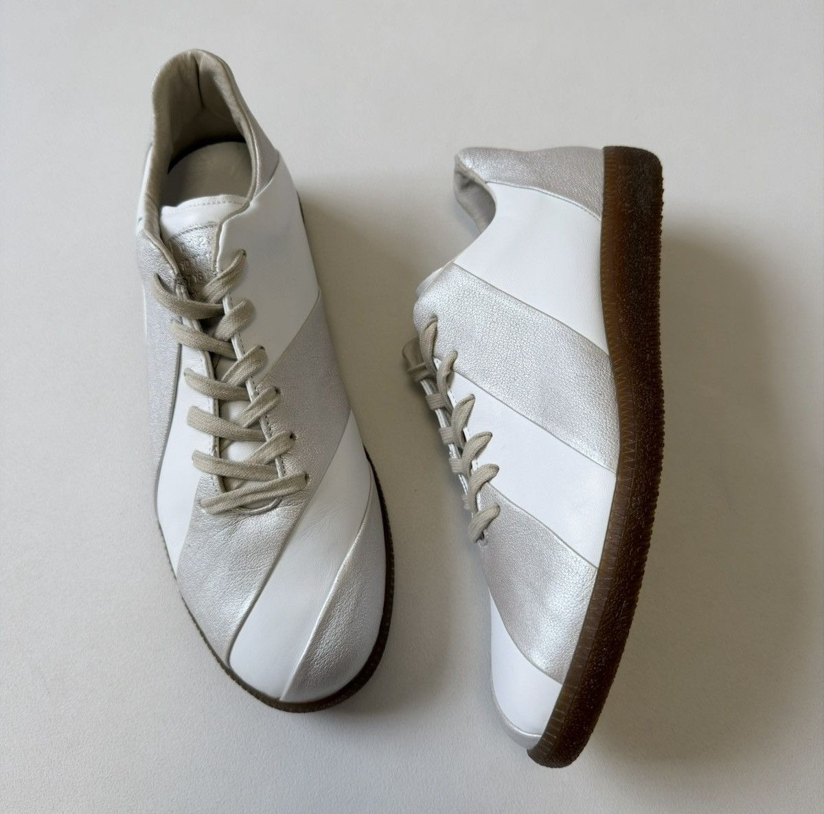 Maison Margiela S/S 10 Silver/White Striped GAT Sneakers Size US 9 / EU 42 - 2 Thumbnail