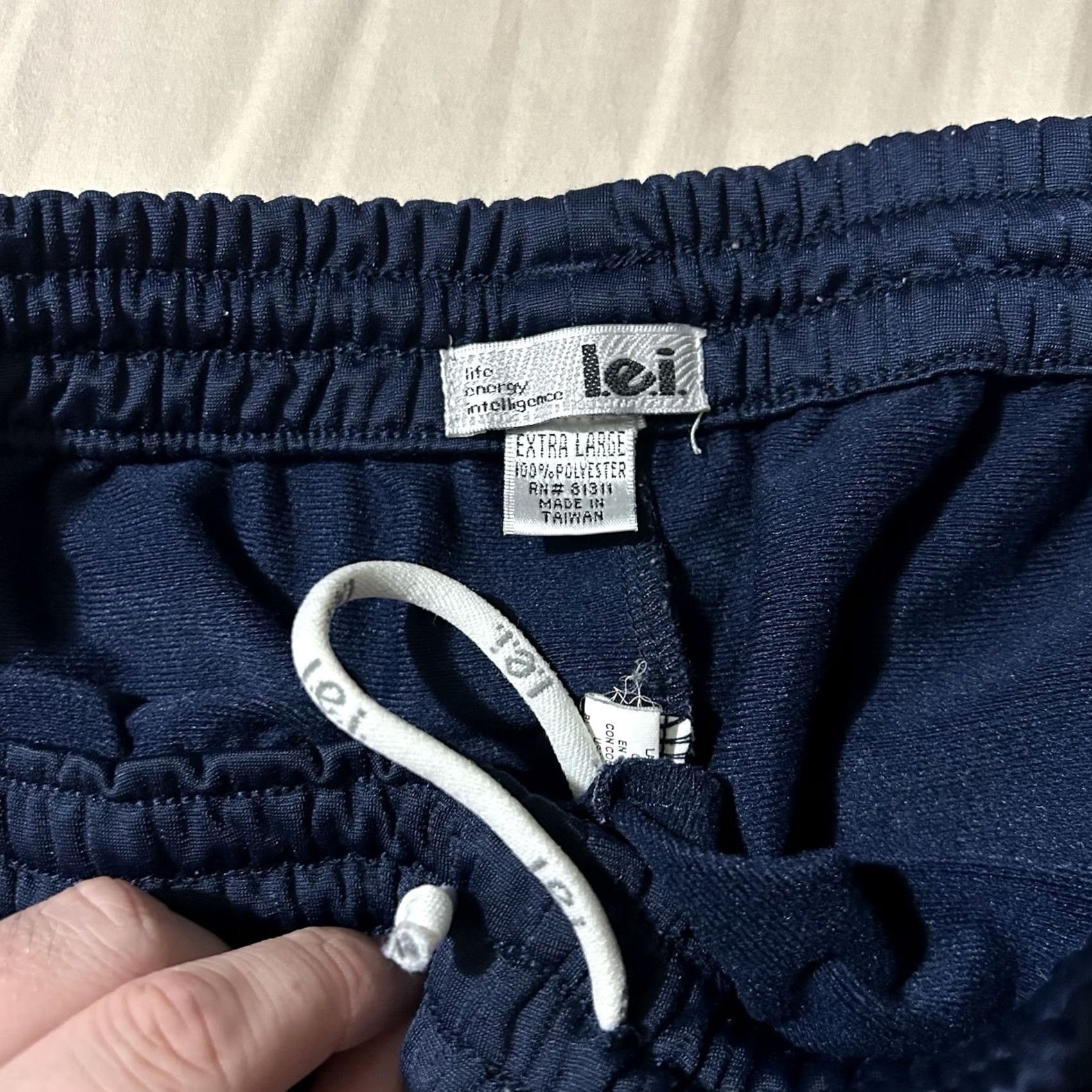 L.E.I. VINTAGE LEI Track Pants Womens Navy XL Baggy Pleated Y2K Gym Activewear You Know? Size 40" / US 18 - 3 Thumbnail