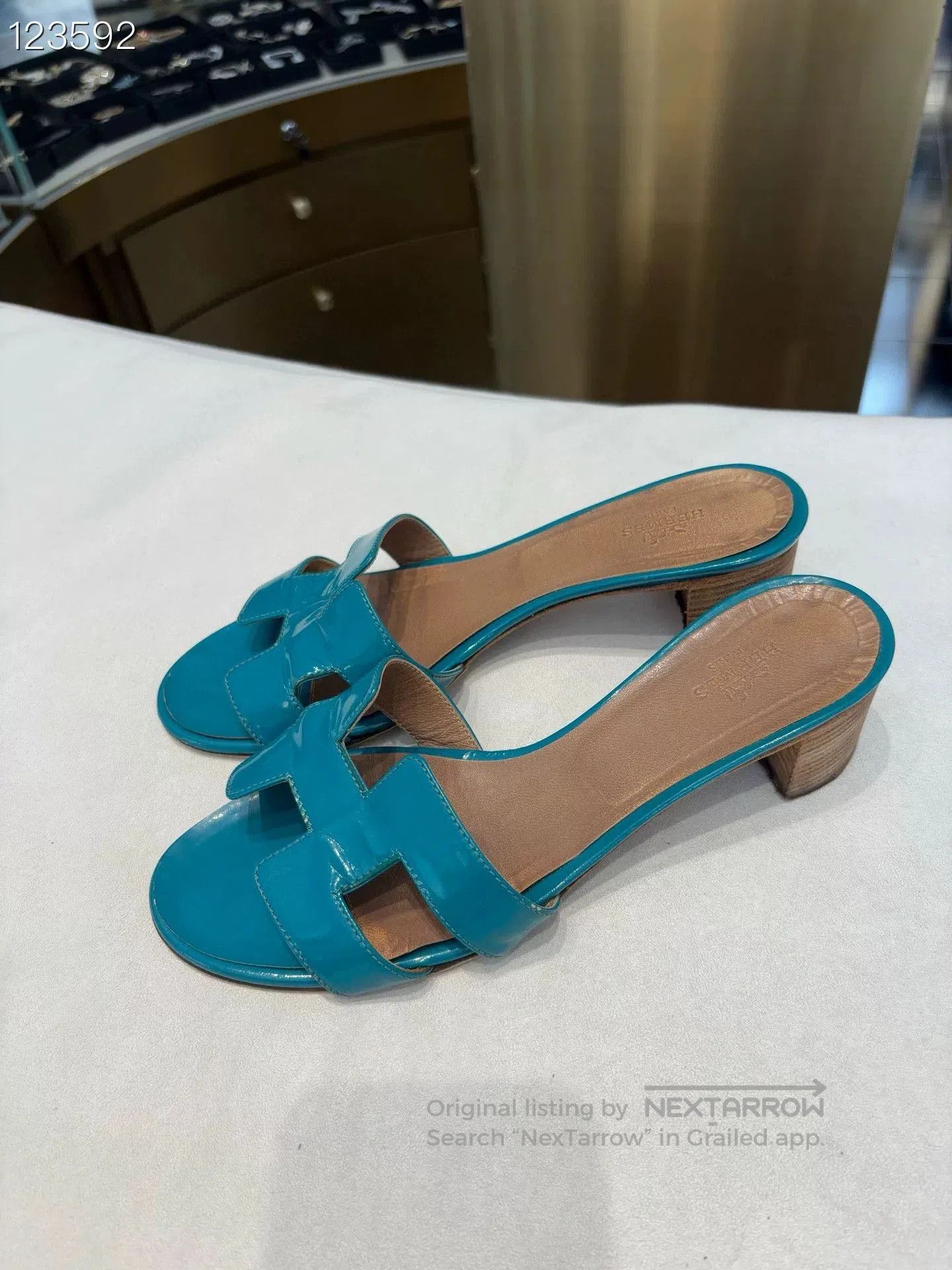 Hermes Hermès H. Size US 6.5 / IT 36.5 - 3 Thumbnail