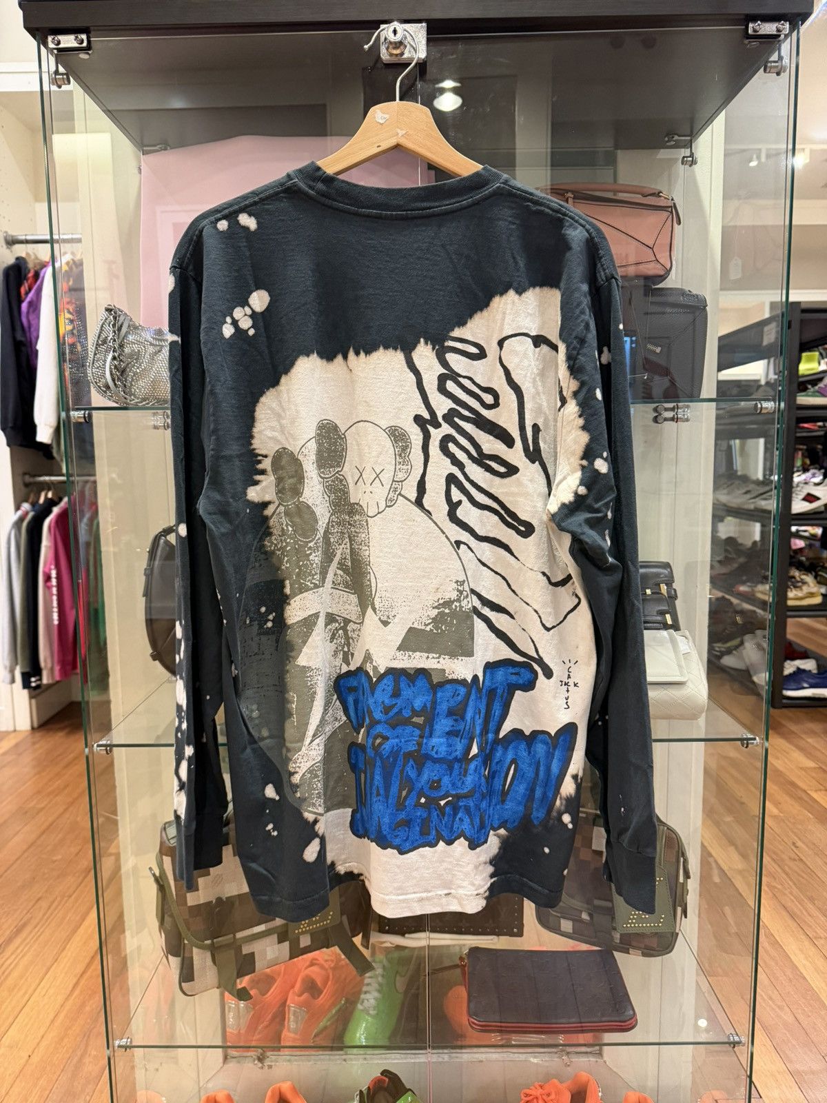 Fragment Design × Kaws × Travis Scott Travis Scott x Kaws x Fragment LS Shirt Size US L / EU 52-54 / 3 - 2 Thumbnail