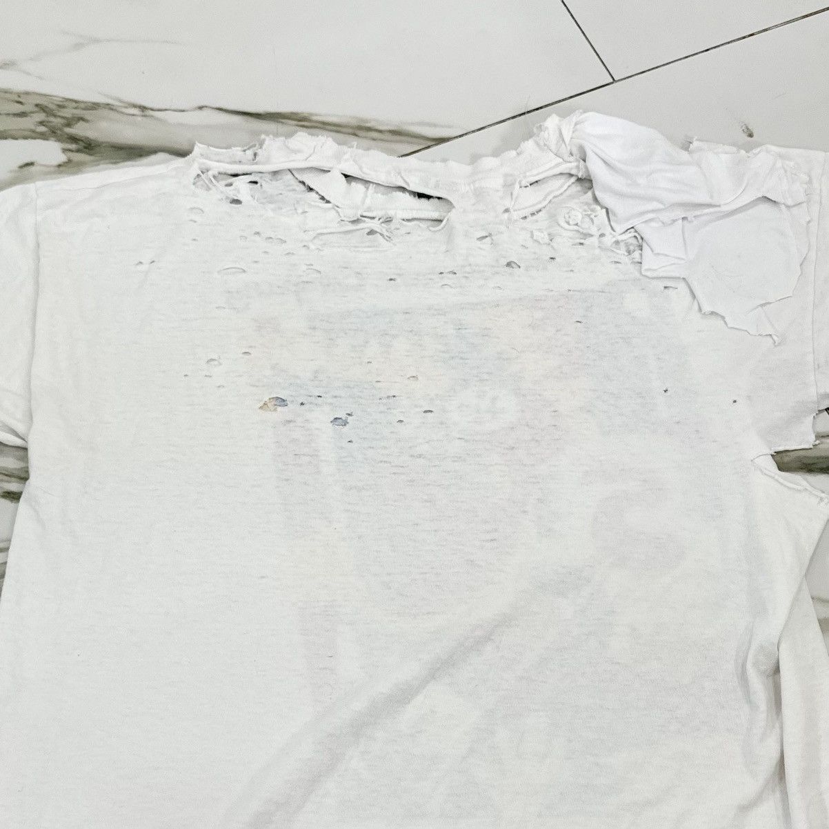 Vintage VINTAGE THRASHED SHAKESPEARE COMPANY TEE! Size US L / EU 52-54 / 3 - 7 Thumbnail