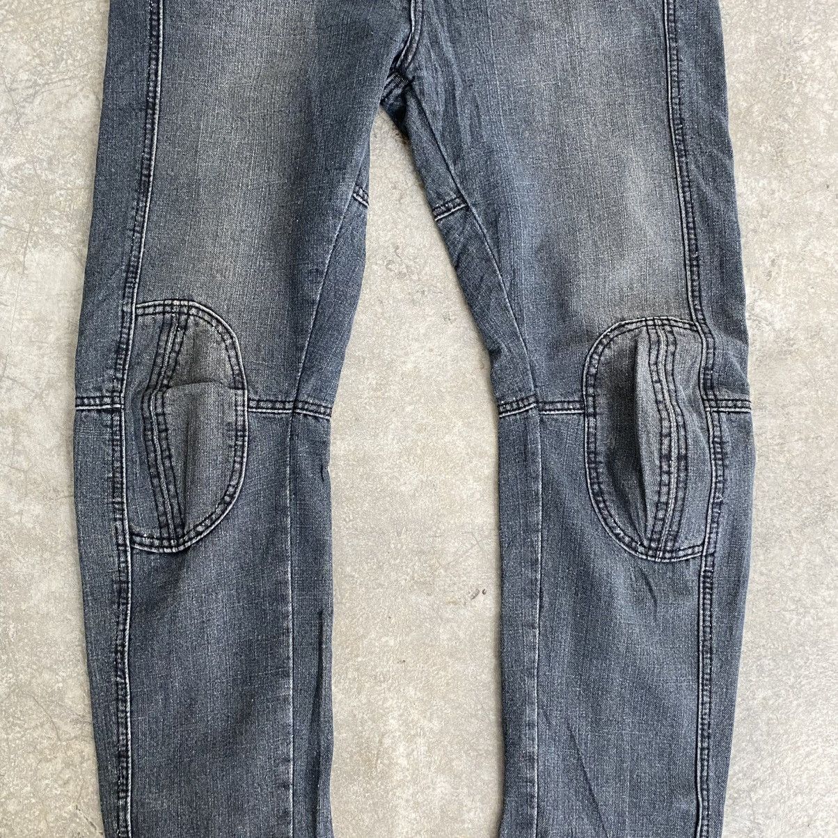 Balmain 2000’s Balmain Paris “Padded” Knee Biker Denim Jeans Size US 34 / EU 50 - 5 Thumbnail
