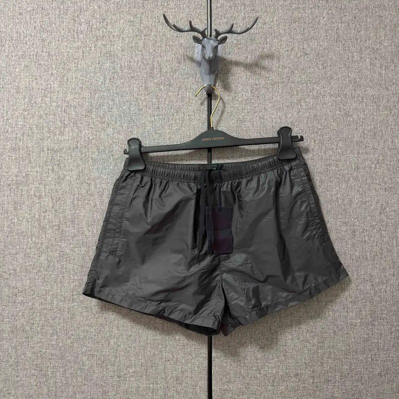 Prada Prada Men's Black Embroidered Logo Shorts Size US 30 / EU 46 - 1 Thumbnail