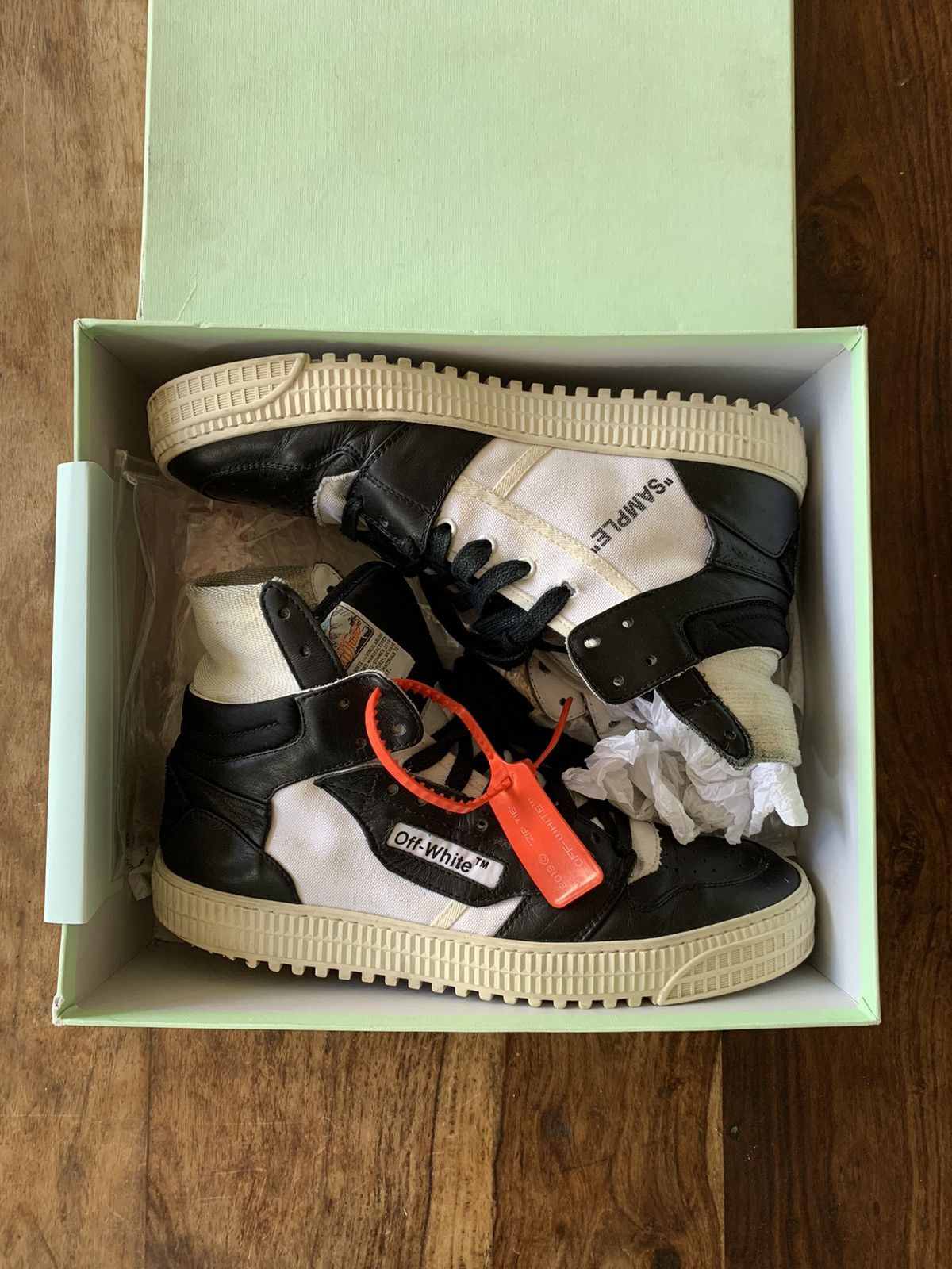 Off-White SS2018 Rare Off-White Sample Pack Off Court 3.0 Black White Size US 10 / EU 43 - 12 Thumbnail