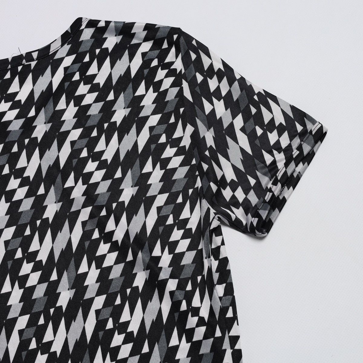 Fendi Fendi Monogram Tee Zuca Nylon Black White Vintage Size M / US 6-8 / IT 42-44 - 10 Thumbnail