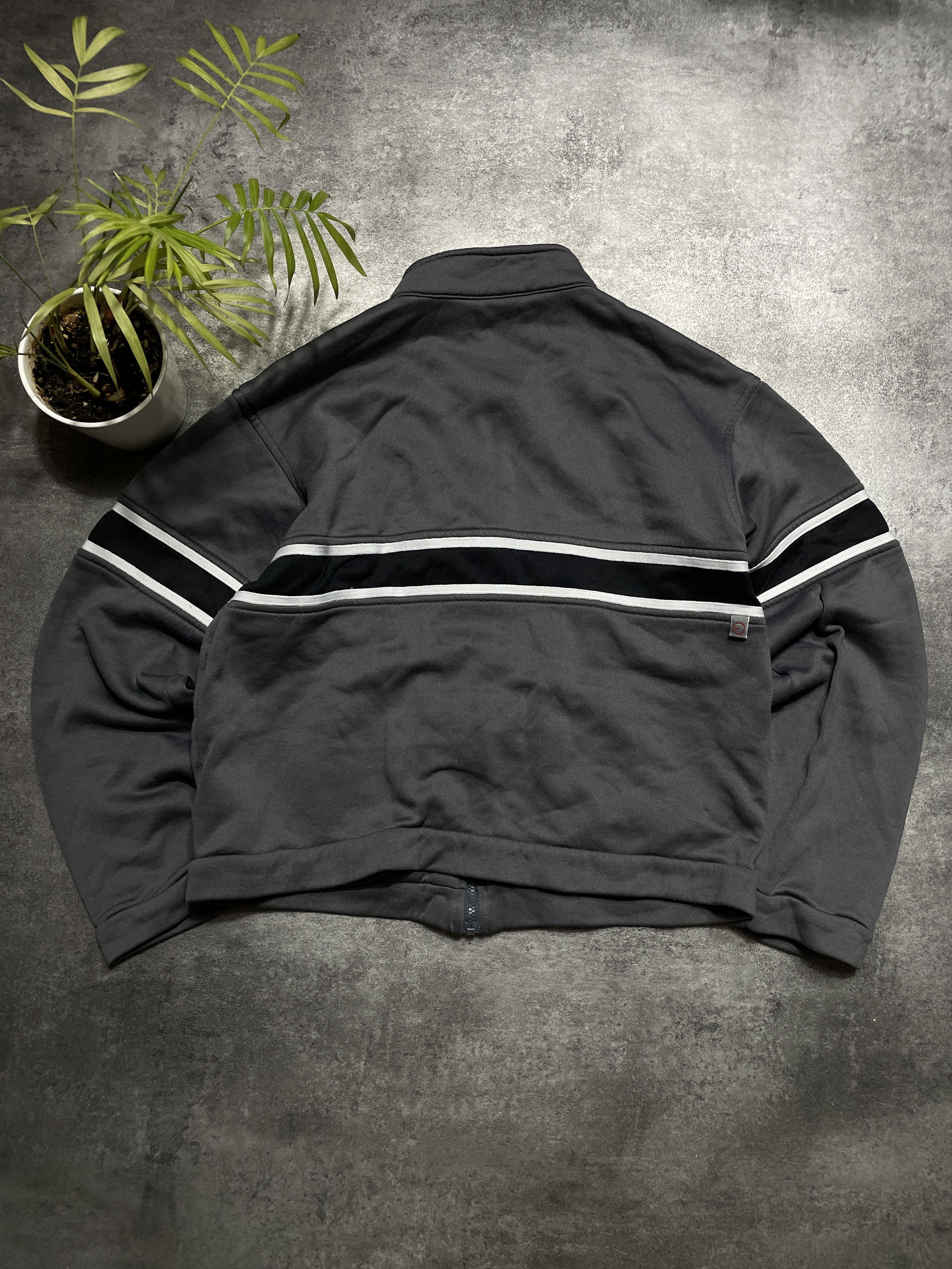 Nike ❗️RARE❗️Nike Vintage 90s Sweatshirt Zip Boxy Fit Cozy Swoosh Size XS / US 0-2 / IT 36-38 - 6 Thumbnail