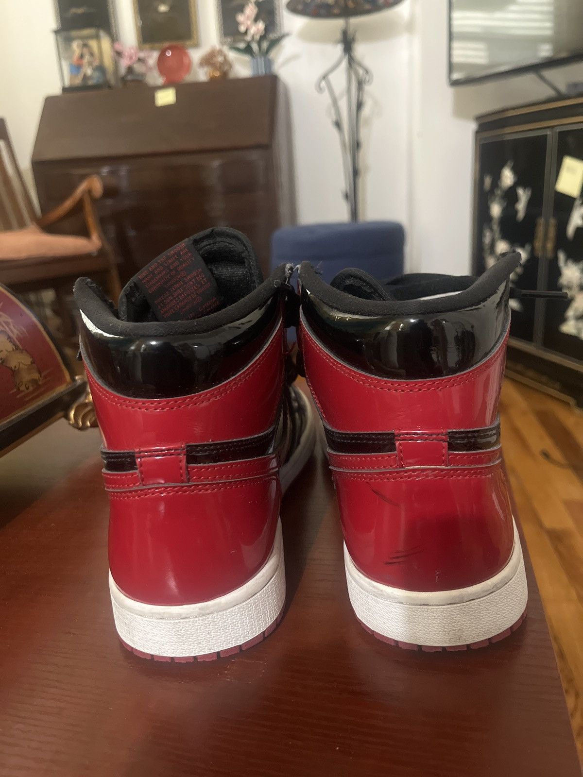 Jordan Brand Air Jordan 1 Retro High OG ‘Patent Bred’ Size US 7 / EU 40 - 6 Thumbnail