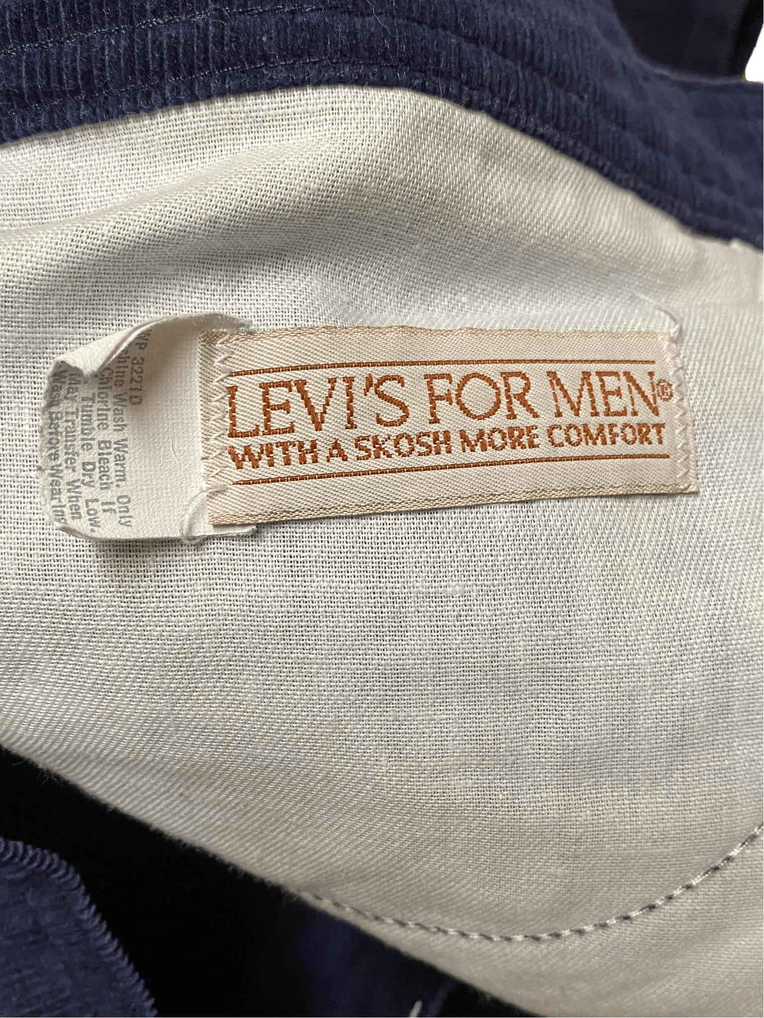 Levi's × Vintage Levi's For Men Corduroy Straight Leg Jeans - 44W x 32L Size US 44 / EU 60 - 4 Thumbnail