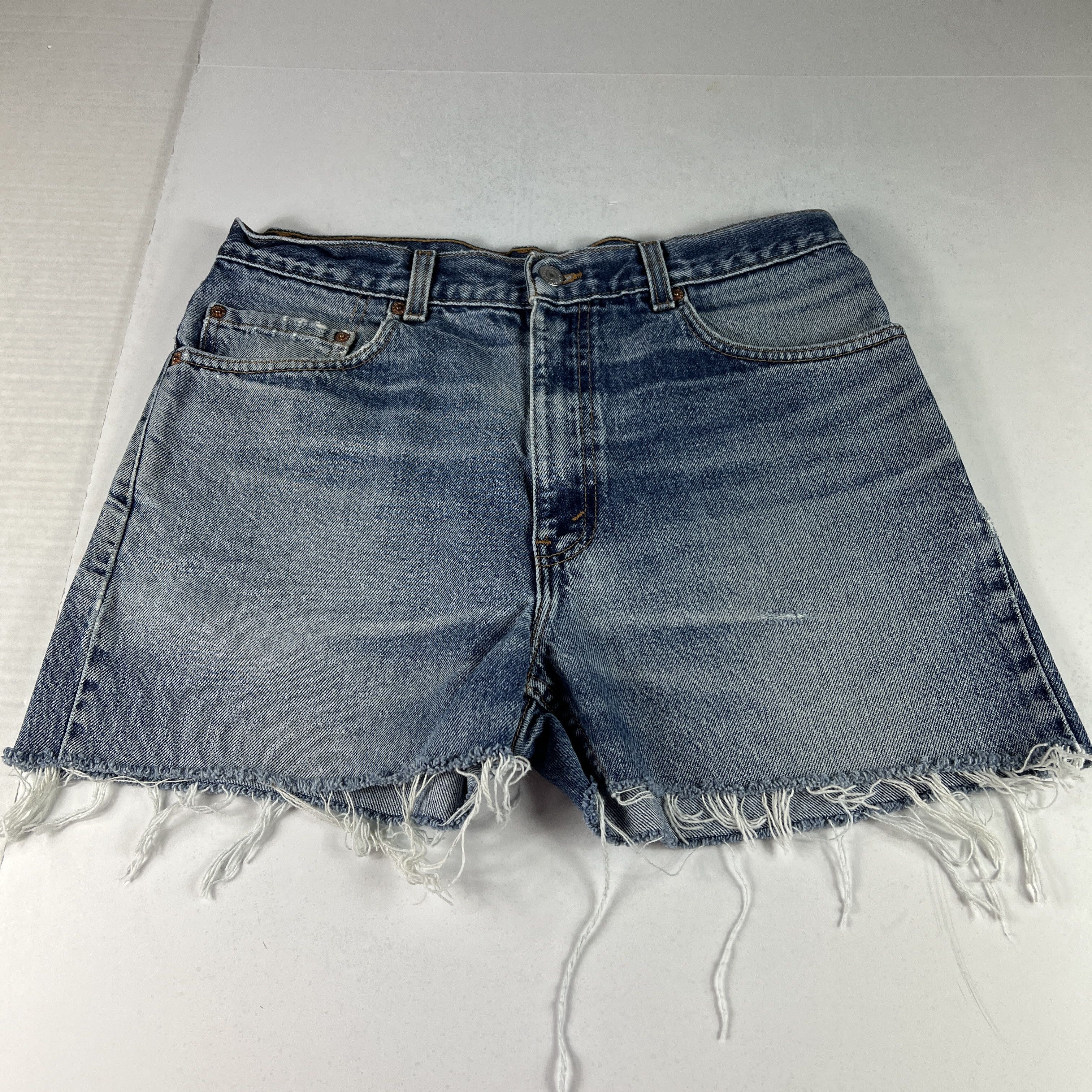 Levi's × Vintage Y2K Levi's Jean Shorts Blue Whiskers Cut Off Denim Jorts Size US 33 - 1 Thumbnail