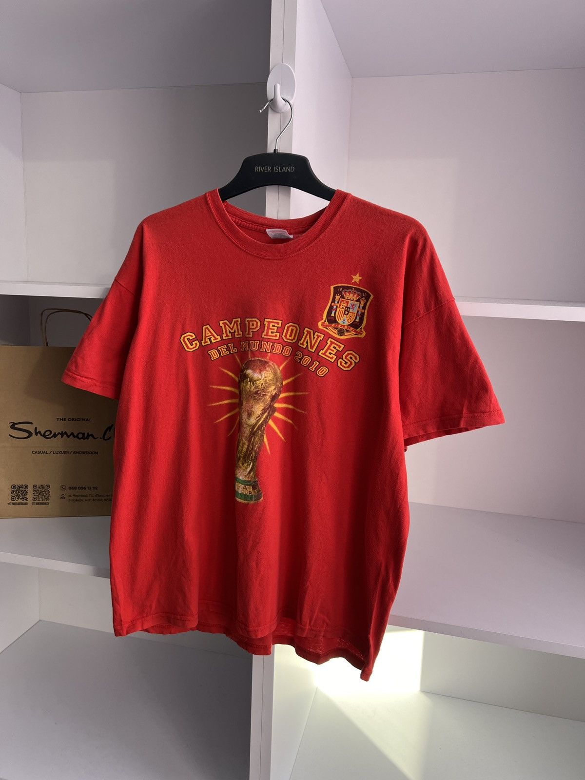 Vintage Vintage Spain Campeones 2010 world cup tee Size US XL / EU 56 / 4 - 6 Thumbnail