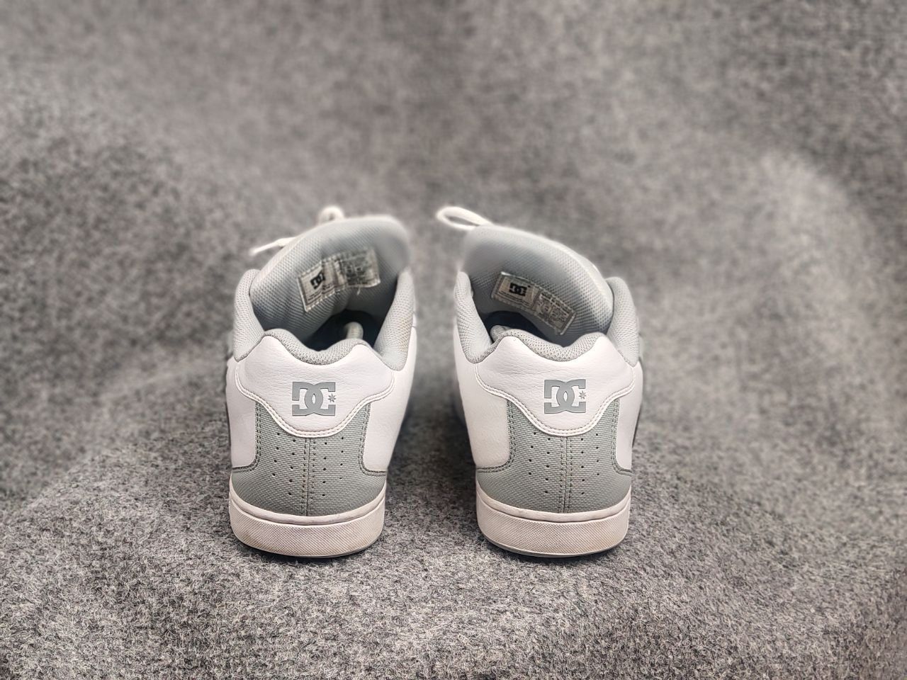 DC DC scarpe Net court graffik Oversized Sneakers Vintage Y2K Size US 13 / EU 46 - 14 Thumbnail