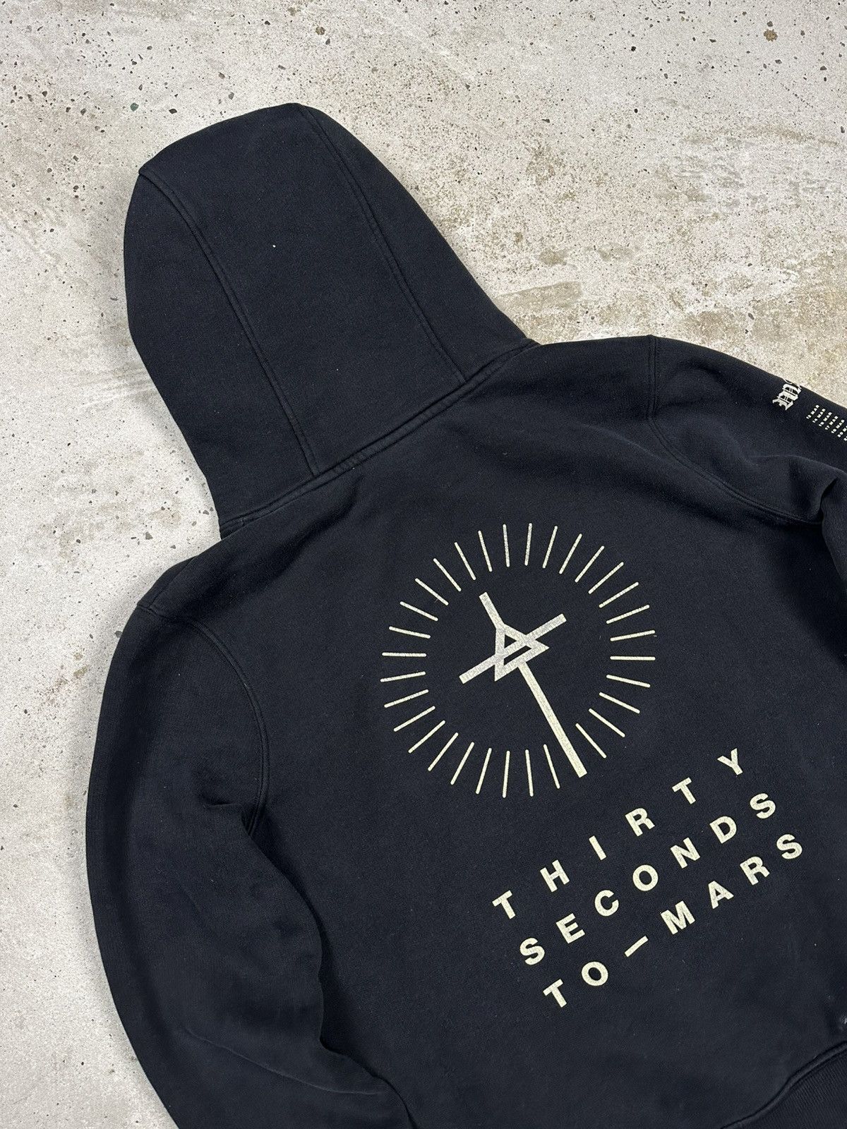 Band Tees Vintage Thirsty Seconds to Mars 30 Band Tour Hoodie Size US M / EU 48-50 / 2 - 13 Thumbnail