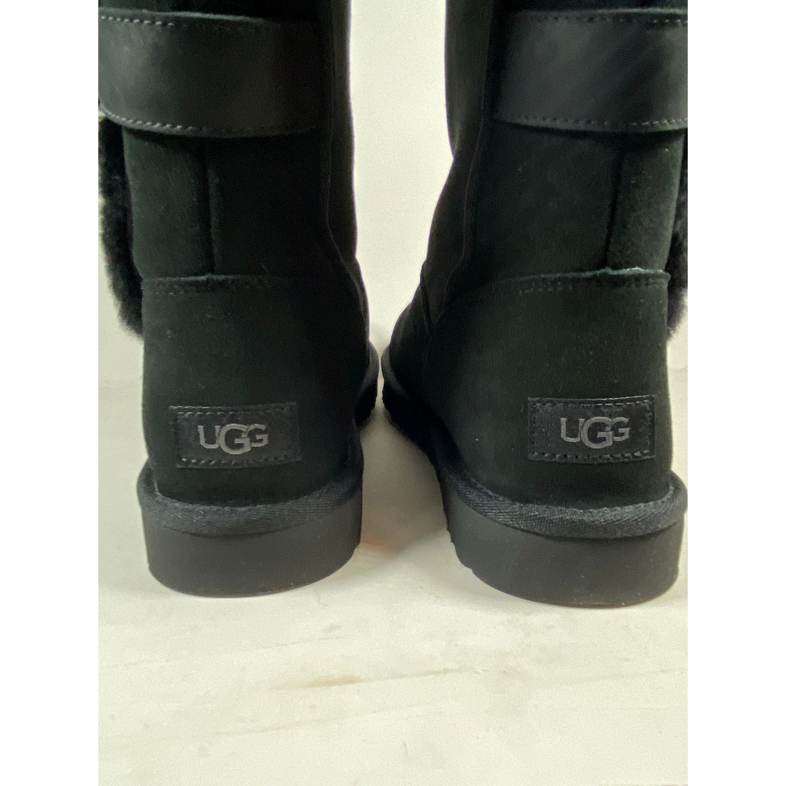 Ugg UGG Aletheia Leather Black Boots BRAND NEW Women's 9 Size US 9 / IT 39 - 3 Thumbnail