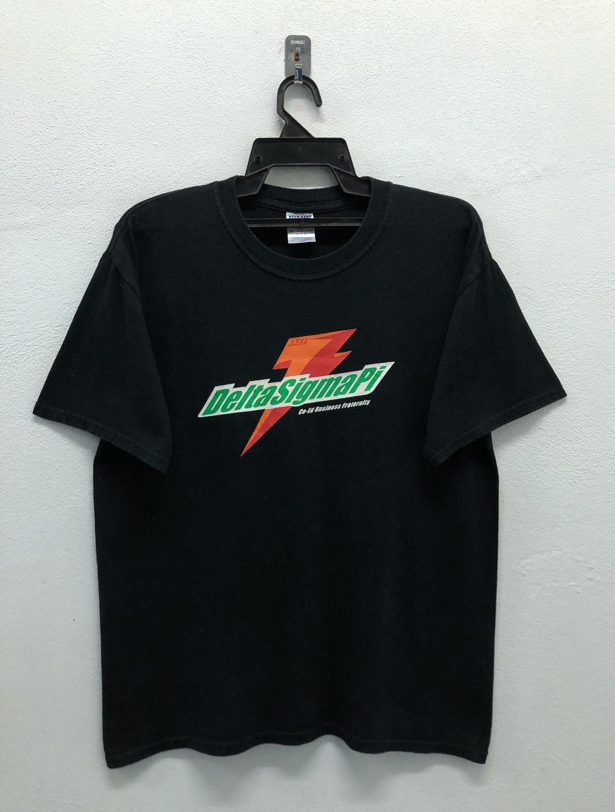 Vintage Vintage Delta Sigma Pi Co-Ed Business Fraternity T-Shirt Size US M / EU 48-50 / 2 - 1 Thumbnail