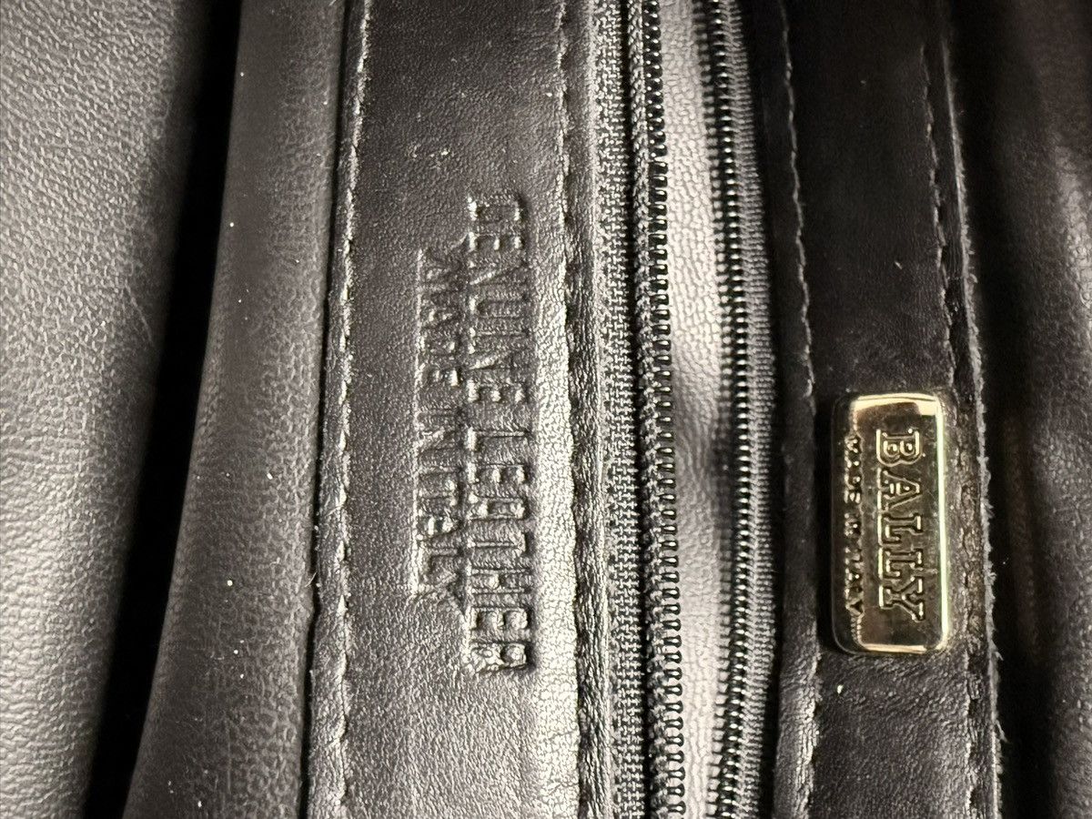 Bally Bally soulder bag vintage leather y2k Size ONE SIZE - 5 Thumbnail