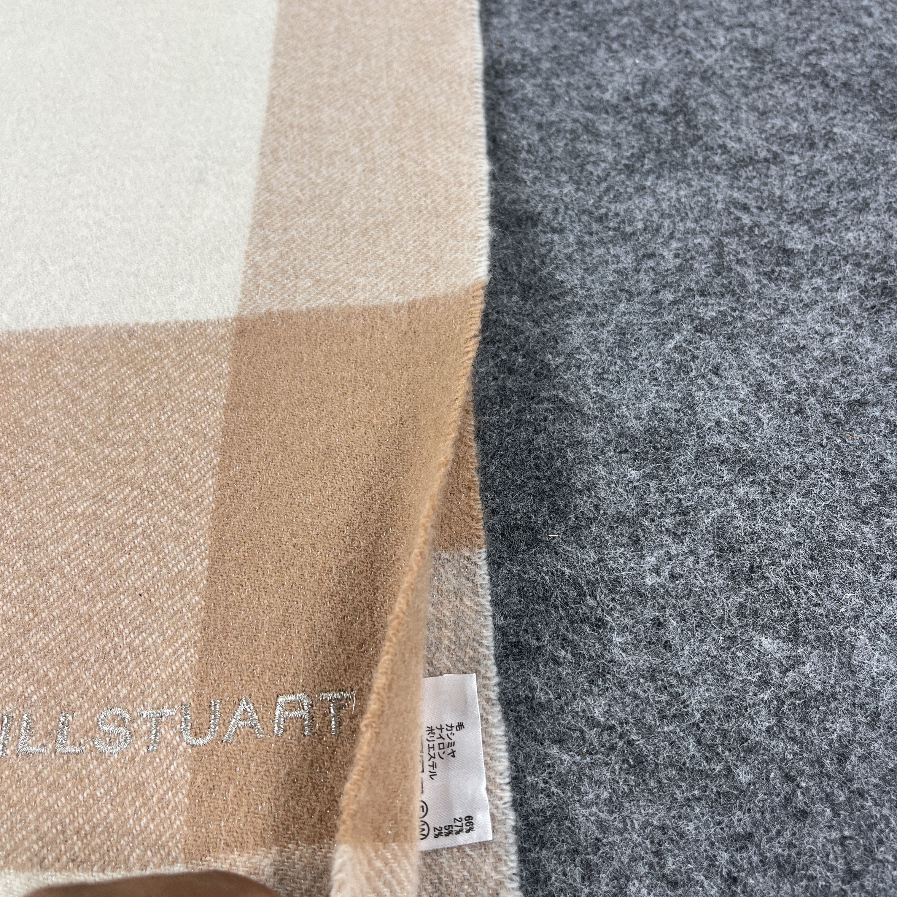 Jil Stuart Jil Stuart Scarf / Muffler / Neckwear T1054 Size ONE SIZE - 8 Thumbnail