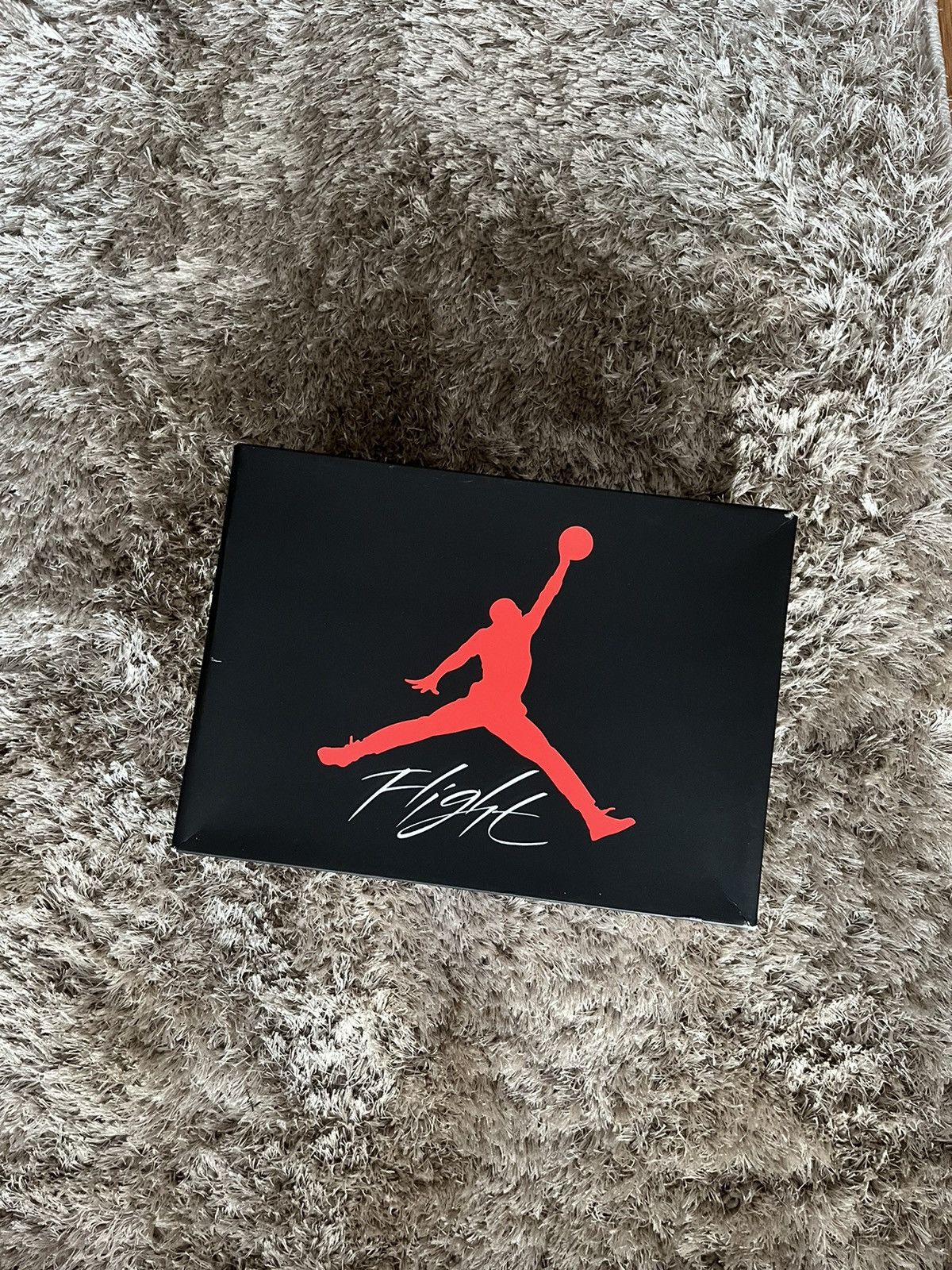 Jordan Brand × Nike Air Jordan 4 | Red Thunder Size US 7.5 / EU 40-41 - 9 Thumbnail