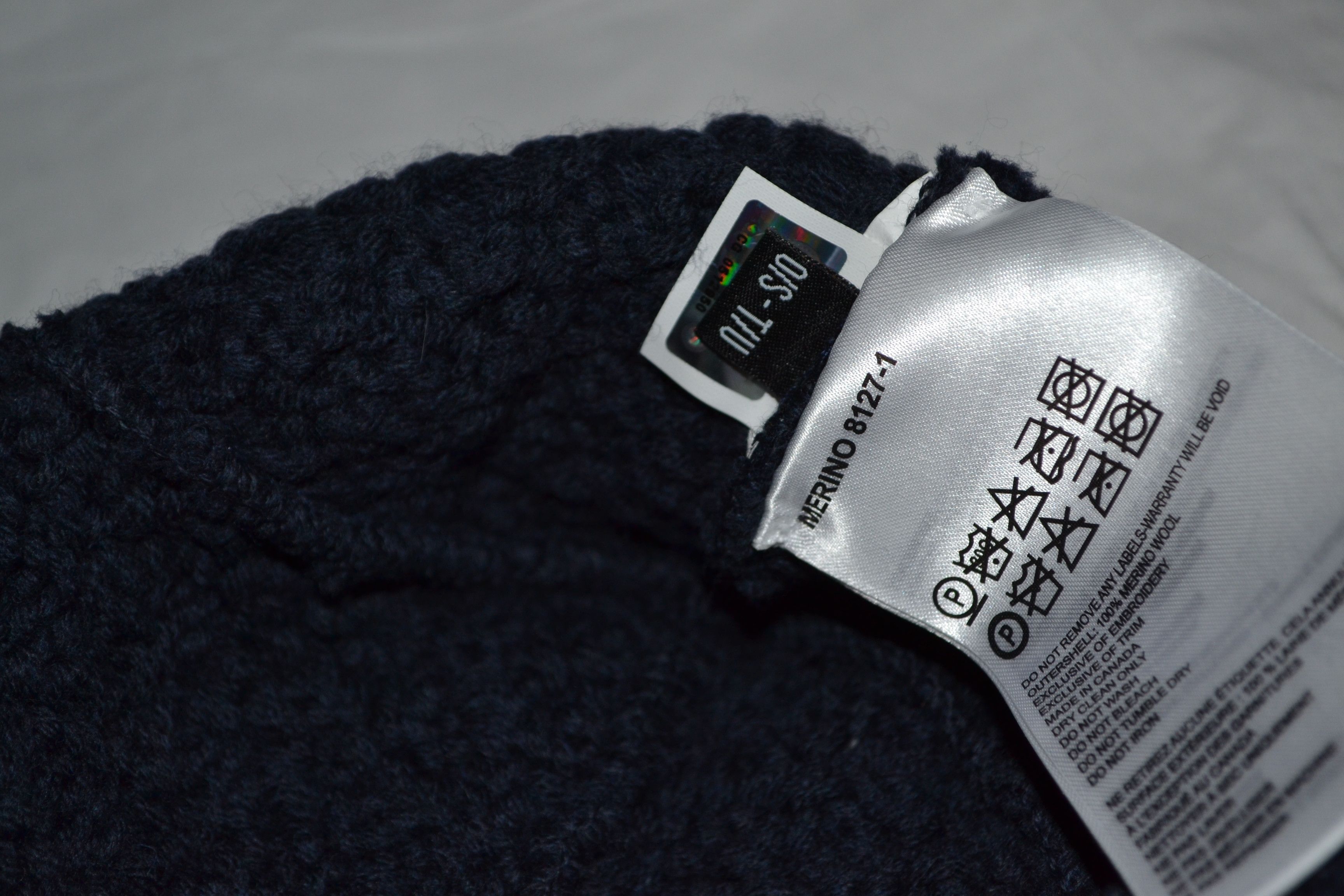 Canada Goose Canada Goose Navy Merino Wool Knitted Hat 8127-1 Size ONE SIZE - 10 Thumbnail