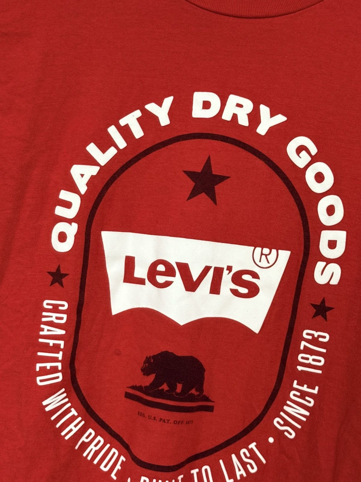 Levi's Levi's Red Dry Good Denim Jean Bear Star Logo T Shirt Medium Size US M / EU 48-50 / 2 - 3 Thumbnail