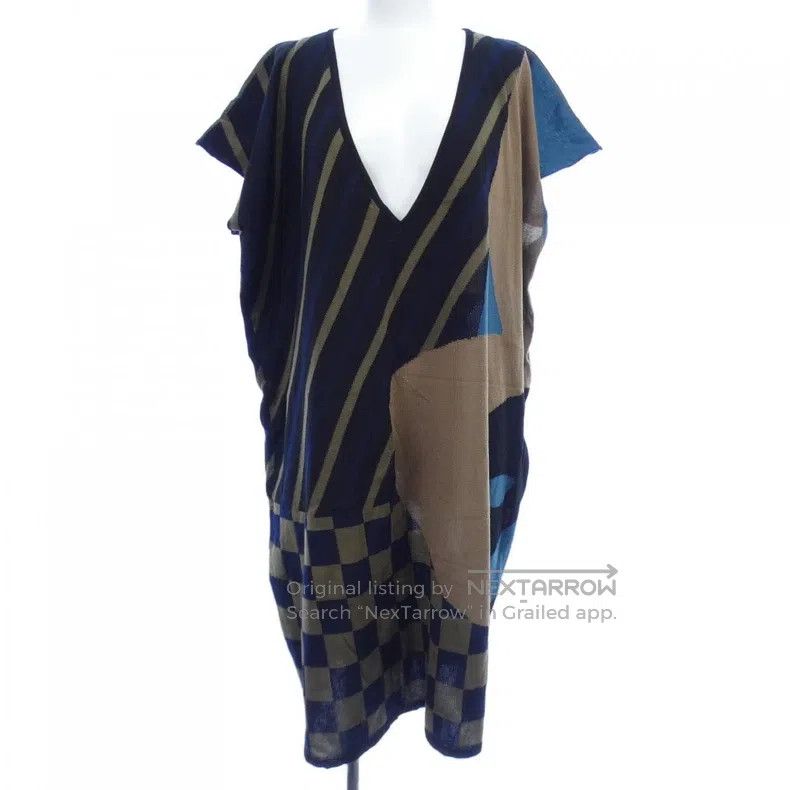 Issey Miyake Issey Miyake Deep V Dress Size L / US 10 / IT 46 - 1 Thumbnail
