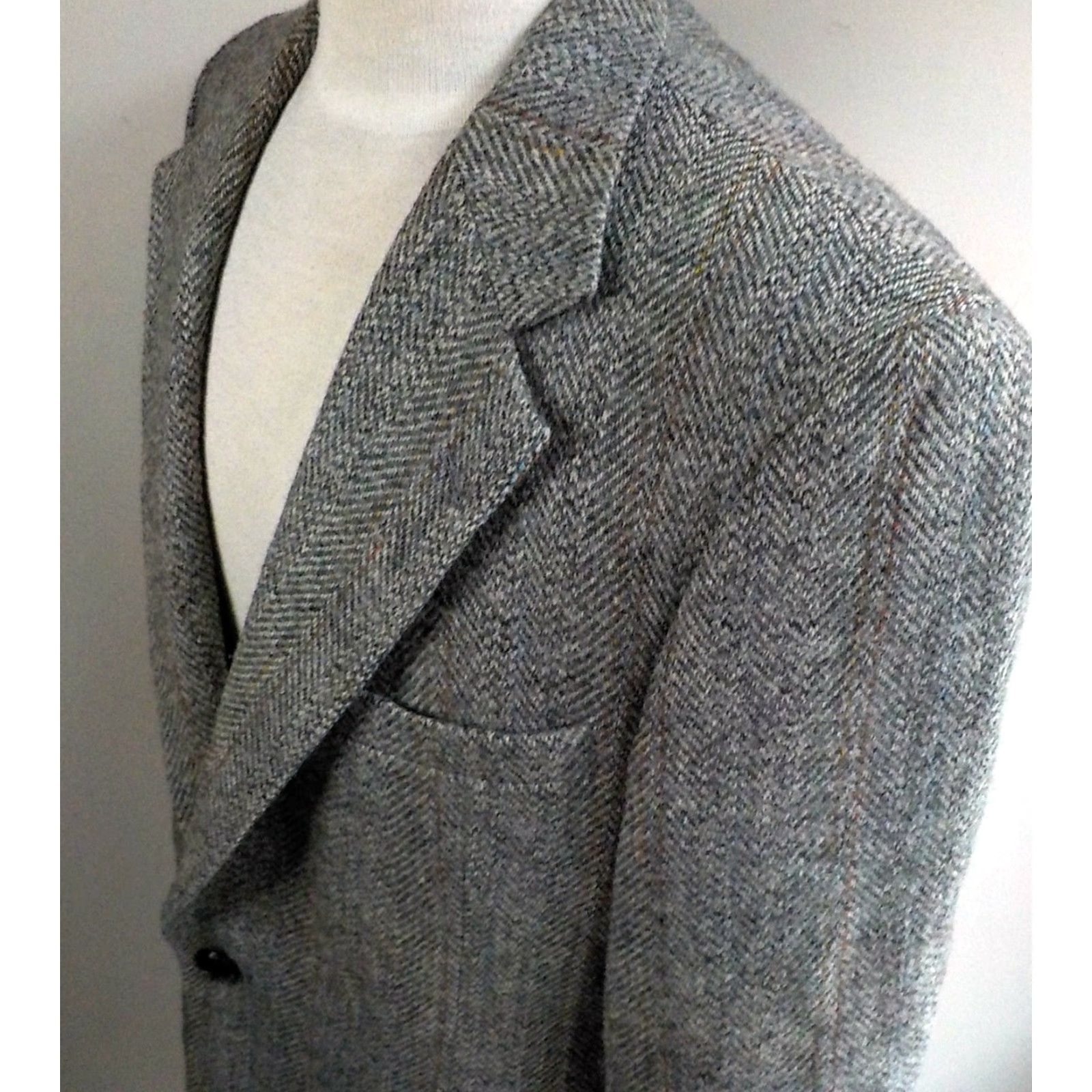 Harris Tweed VINTAGE Harris Tweed Blazer 2Button Blazer Notch Lapel 100% Scottish Wool Gray 42L Mens Size 42R - 5 Thumbnail