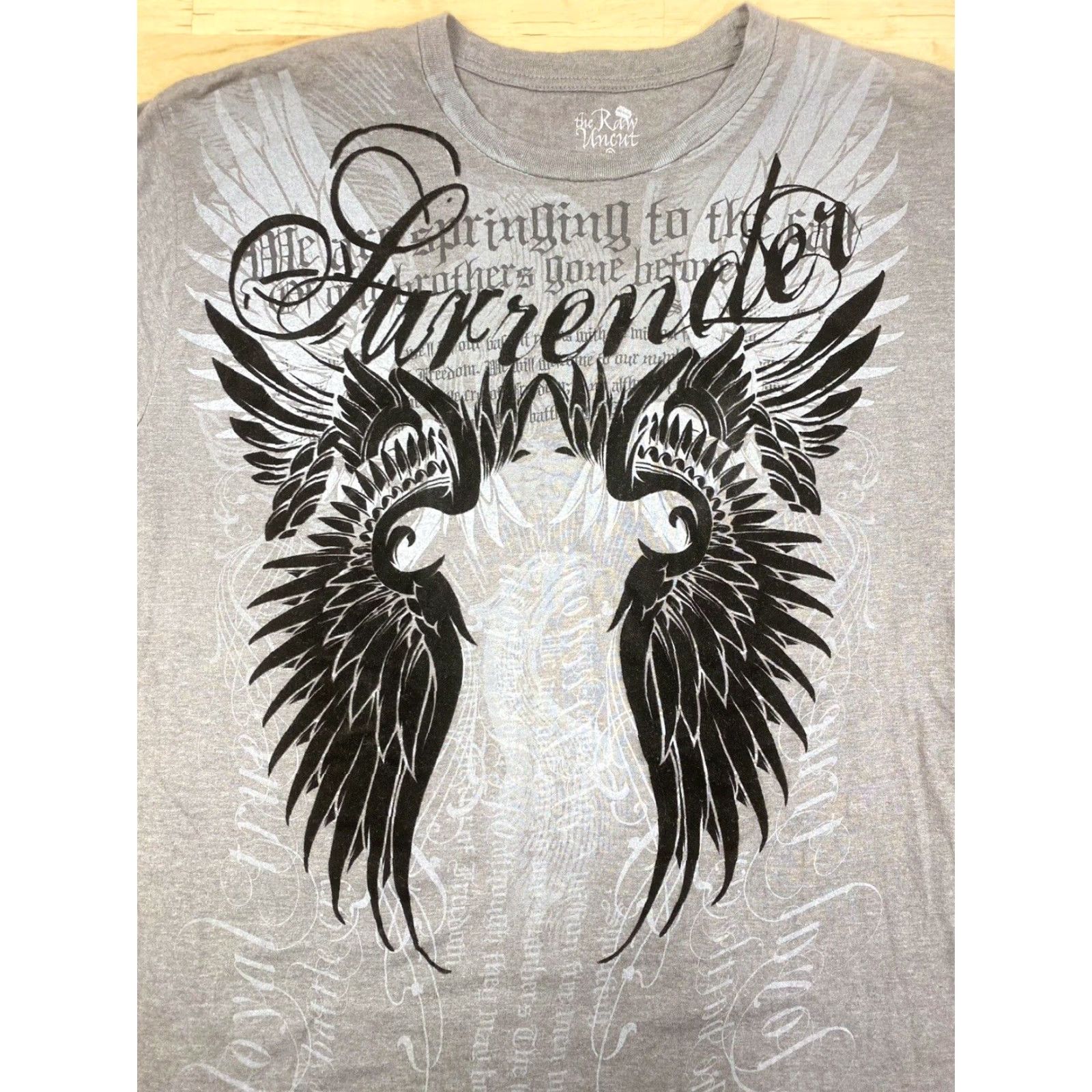 Vintage The Raw Uncut Angel Wings Cross Short Sleeve T-Shirt Mens XL Gray Graphic Print 7686 Size US XL / EU 56 / 4 - 2 Thumbnail